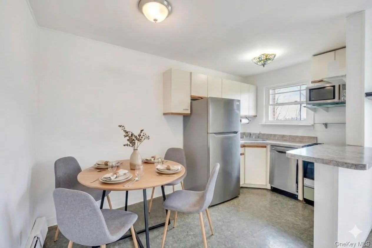 63 Fairharbor Drive, Brookhaven, NY, 1 Bedroom Bedrooms, 4 Rooms Rooms,1 BathroomBathrooms,Residential,For Rent,Fairharbor Drive,0,987802 63 Fairharbor Drive, Brookhaven, NY, 1 Bedroom Bedrooms, 4 Rooms Rooms,1 BathroomBathrooms,Residential,For Rent,Fairharbor Drive,0,987802