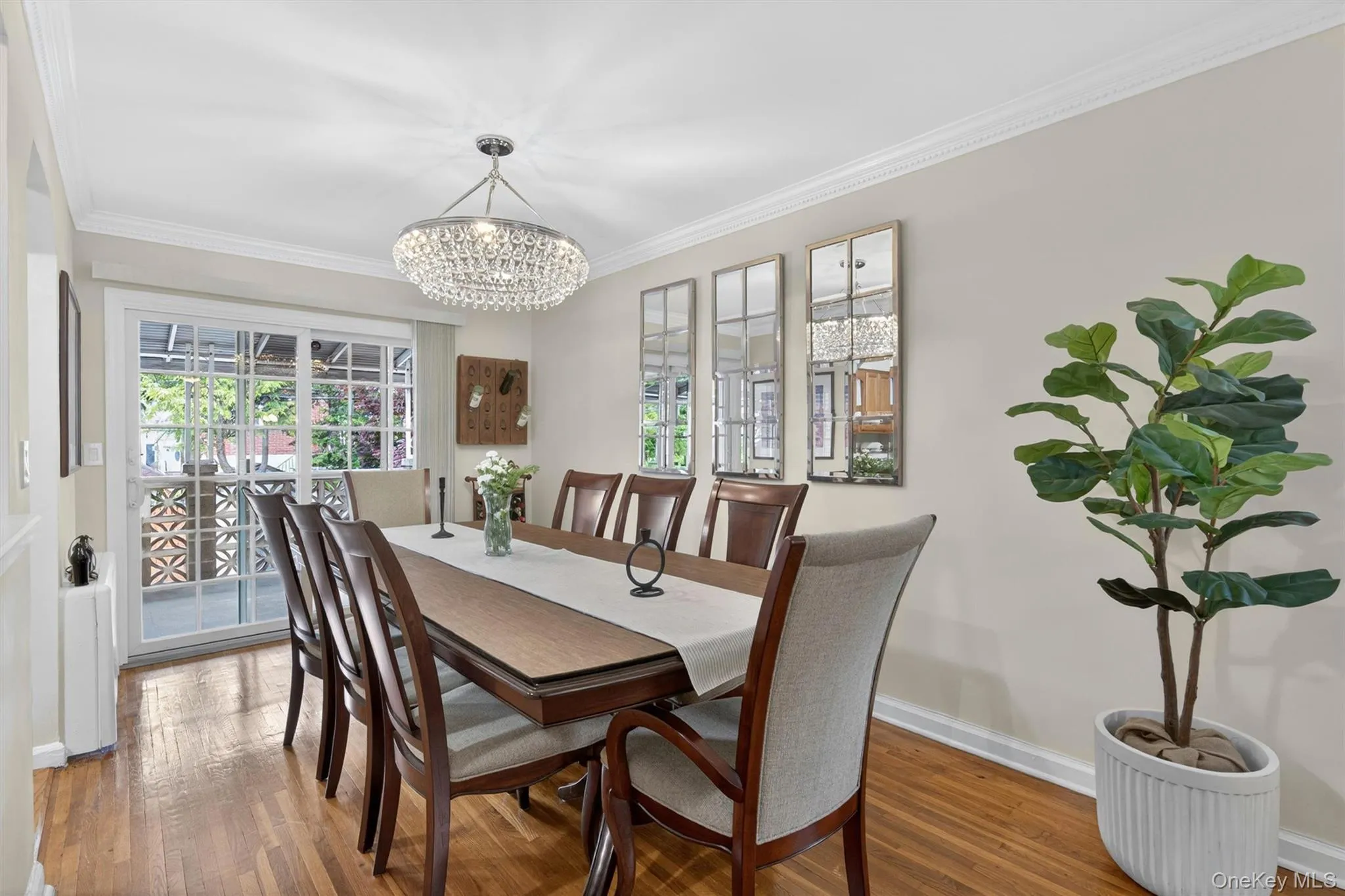 Dining Area, Features Glass sliding door towards exterior deck Dining Area, Features Glass sliding door towards exterior deck