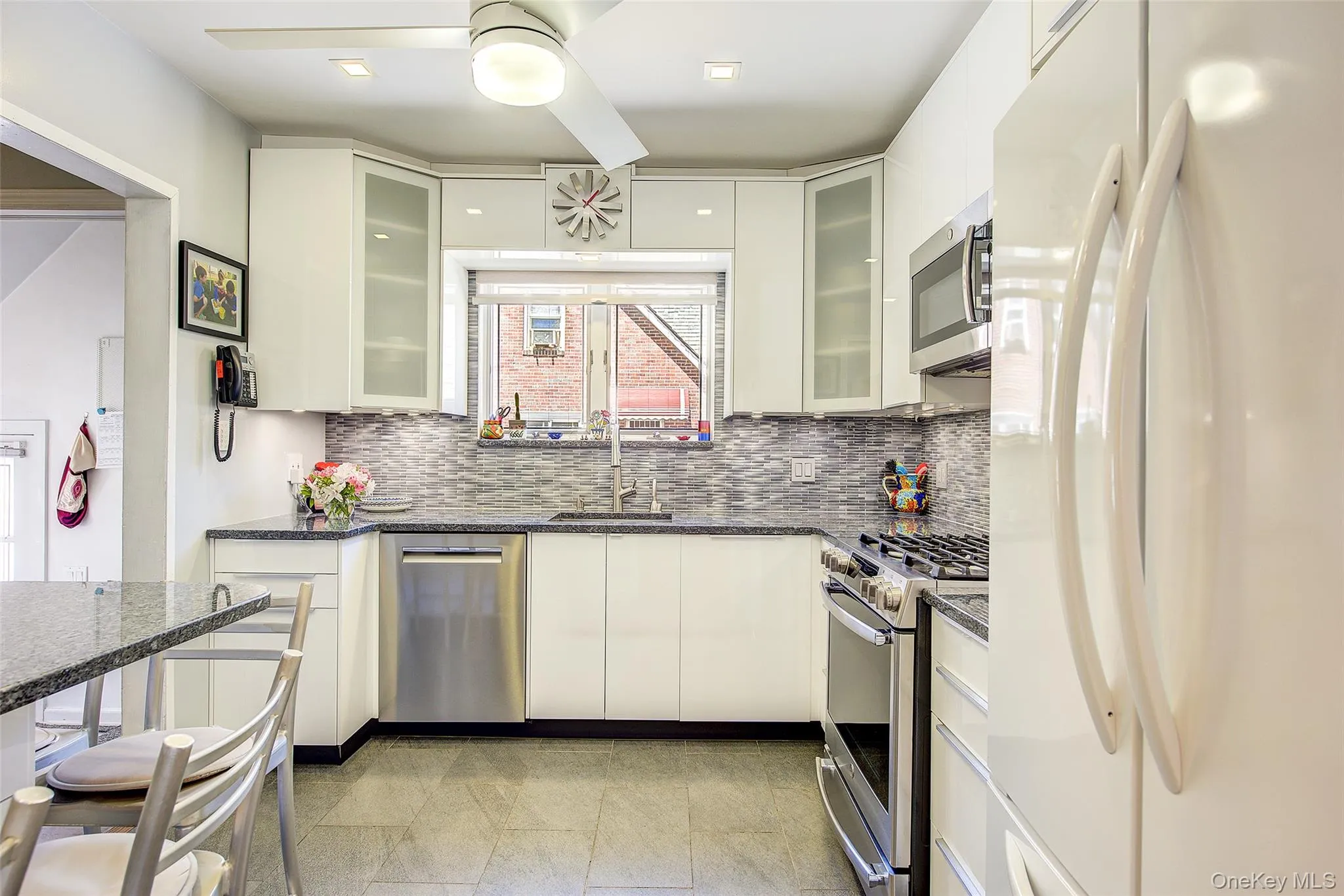 65-47 169th Street, New York, NY, 4 Bedrooms Bedrooms, 7 Rooms Rooms,3 BathroomsBathrooms,Residential,For Rent,169th,0,987824 65-47 169th Street, New York, NY, 4 Bedrooms Bedrooms, 7 Rooms Rooms,3 BathroomsBathrooms,Residential,For Rent,169th,0,987824