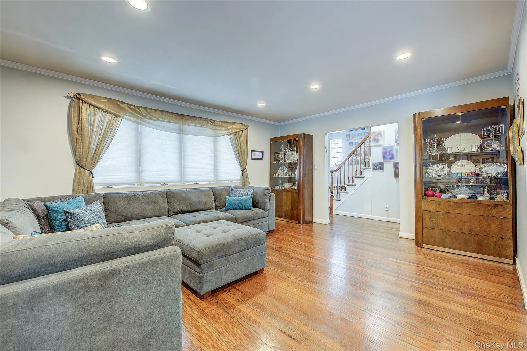 65-47 169th Street, New York, NY, 4 Bedrooms Bedrooms, 7 Rooms Rooms,3 BathroomsBathrooms,Residential,For Rent,169th,0,987824 65-47 169th Street, New York, NY, 4 Bedrooms Bedrooms, 7 Rooms Rooms,3 BathroomsBathrooms,Residential,For Rent,169th,0,987824