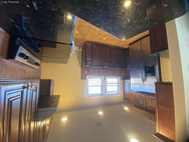 347 West Market Street, Long Beach, NY, 1 Bedroom Bedrooms, 4 Rooms Rooms,1 BathroomBathrooms,Residential Lease,For Rent,West Market,0,987838 347 West Market Street, Long Beach, NY, 1 Bedroom Bedrooms, 4 Rooms Rooms,1 BathroomBathrooms,Residential Lease,For Rent,West Market,0,987838