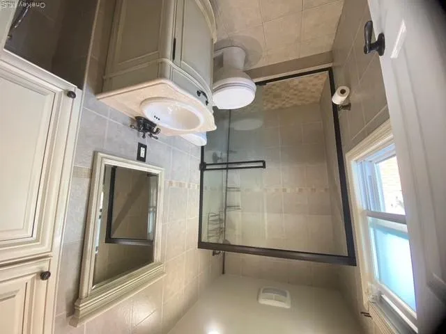 347 West Market Street, Long Beach, NY, 1 Bedroom Bedrooms, 4 Rooms Rooms,1 BathroomBathrooms,Residential Lease,For Rent,West Market,0,987838 347 West Market Street, Long Beach, NY, 1 Bedroom Bedrooms, 4 Rooms Rooms,1 BathroomBathrooms,Residential Lease,For Rent,West Market,0,987838