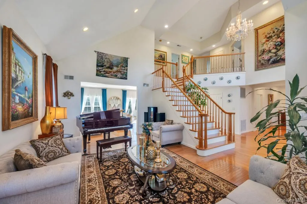 7 Stadium Boulevard, Brookhaven, NY, 5 Bedrooms Bedrooms, 8 Rooms Rooms,3 BathroomsBathrooms,Residential Sale,For Rent,Stadium,0,987839 7 Stadium Boulevard, Brookhaven, NY, 5 Bedrooms Bedrooms, 8 Rooms Rooms,3 BathroomsBathrooms,Residential Sale,For Rent,Stadium,0,987839
