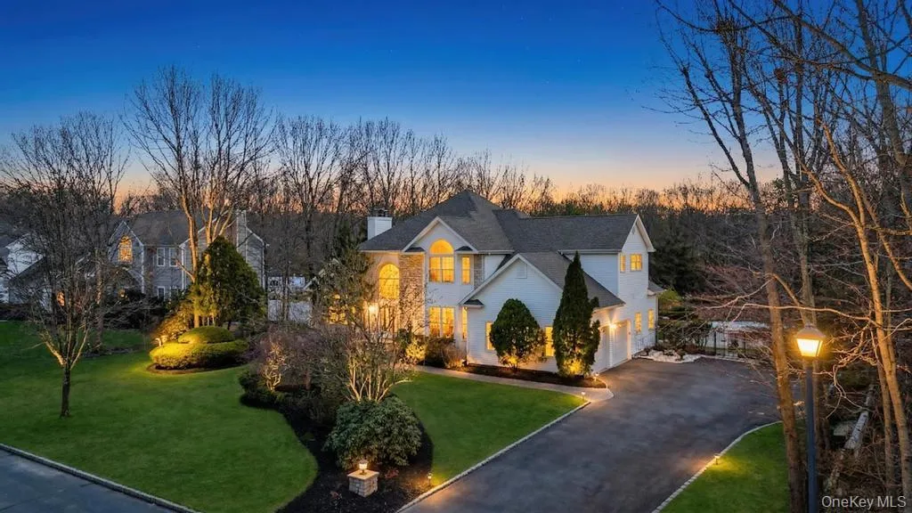 7 Stadium Boulevard, Brookhaven, NY, 5 Bedrooms Bedrooms, 8 Rooms Rooms,3 BathroomsBathrooms,Residential Sale,For Rent,Stadium,0,987839 7 Stadium Boulevard, Brookhaven, NY, 5 Bedrooms Bedrooms, 8 Rooms Rooms,3 BathroomsBathrooms,Residential Sale,For Rent,Stadium,0,987839