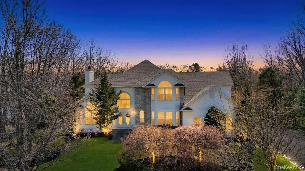 7 Stadium Boulevard, Brookhaven, NY, 5 Bedrooms Bedrooms, 8 Rooms Rooms,3 BathroomsBathrooms,Residential Sale,For Rent,Stadium,0,987839 7 Stadium Boulevard, Brookhaven, NY, 5 Bedrooms Bedrooms, 8 Rooms Rooms,3 BathroomsBathrooms,Residential Sale,For Rent,Stadium,0,987839