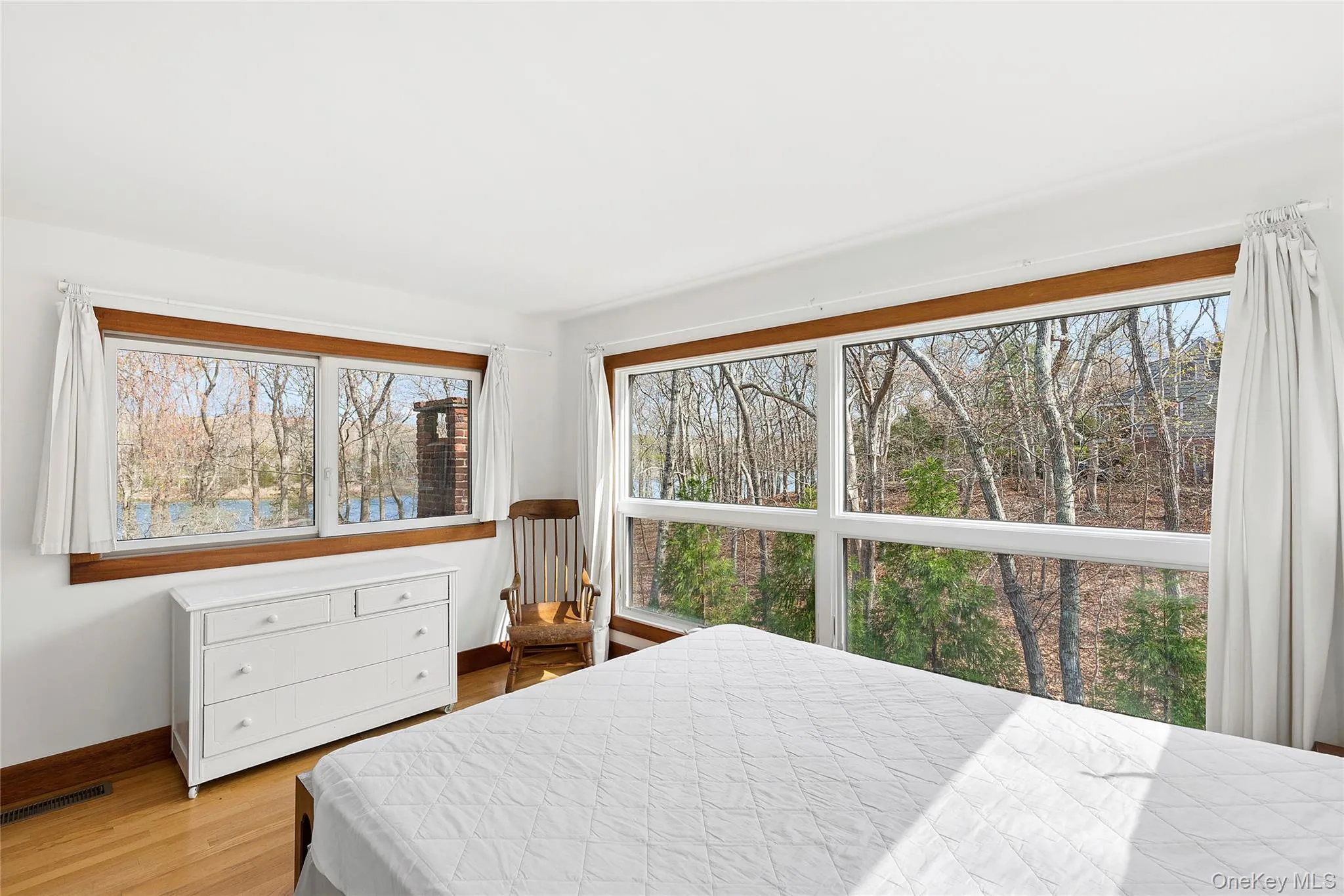 89 Isle Of Wight Road, East Hampton, NY, 3 Bedrooms Bedrooms, 7 Rooms Rooms,2 BathroomsBathrooms,Residential Lease,For Rent,Isle Of Wight,0,987846 89 Isle Of Wight Road, East Hampton, NY, 3 Bedrooms Bedrooms, 7 Rooms Rooms,2 BathroomsBathrooms,Residential Lease,For Rent,Isle Of Wight,0,987846