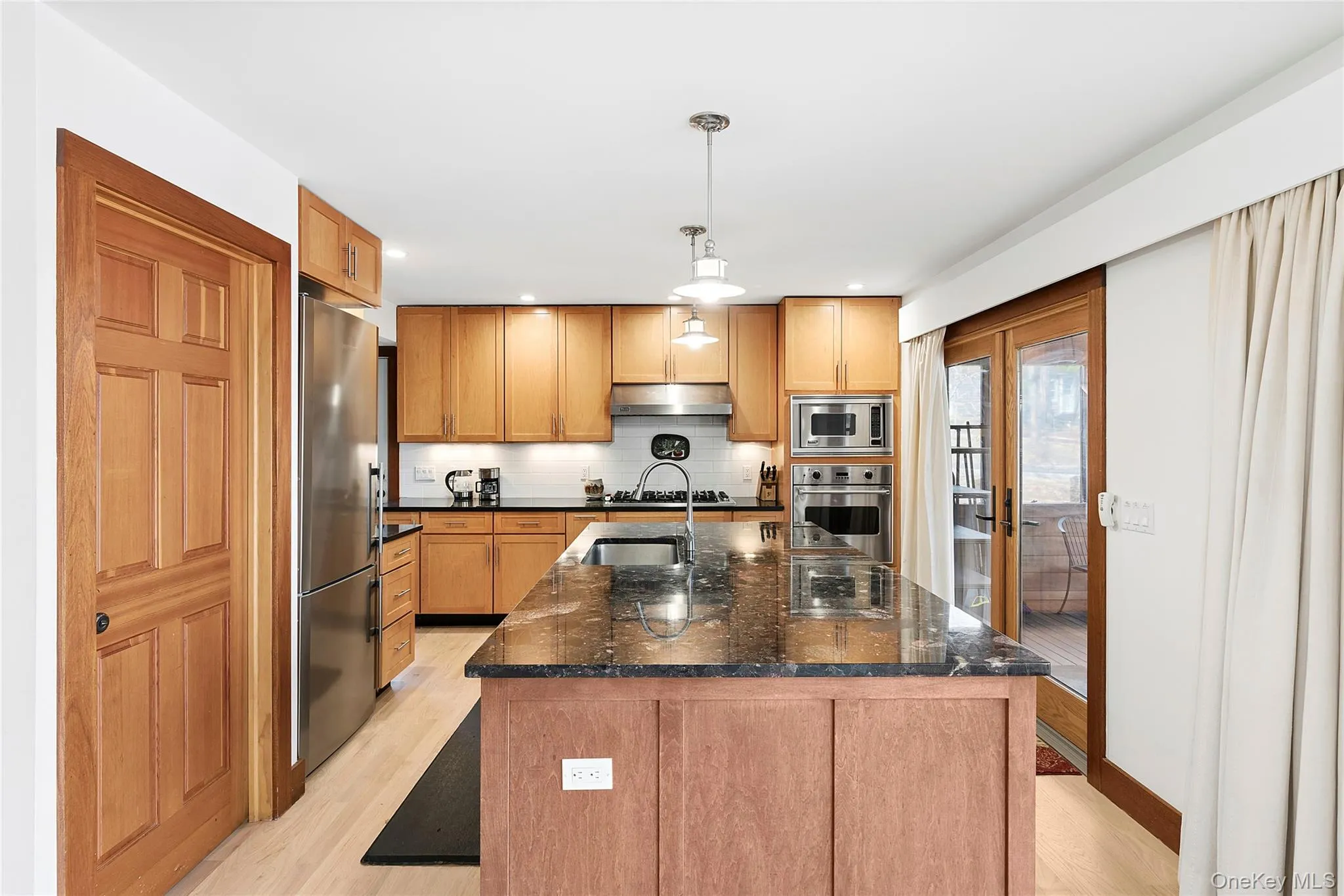 89 Isle Of Wight Road, East Hampton, NY, 3 Bedrooms Bedrooms, 7 Rooms Rooms,2 BathroomsBathrooms,Residential Lease,For Rent,Isle Of Wight,0,987846 89 Isle Of Wight Road, East Hampton, NY, 3 Bedrooms Bedrooms, 7 Rooms Rooms,2 BathroomsBathrooms,Residential Lease,For Rent,Isle Of Wight,0,987846