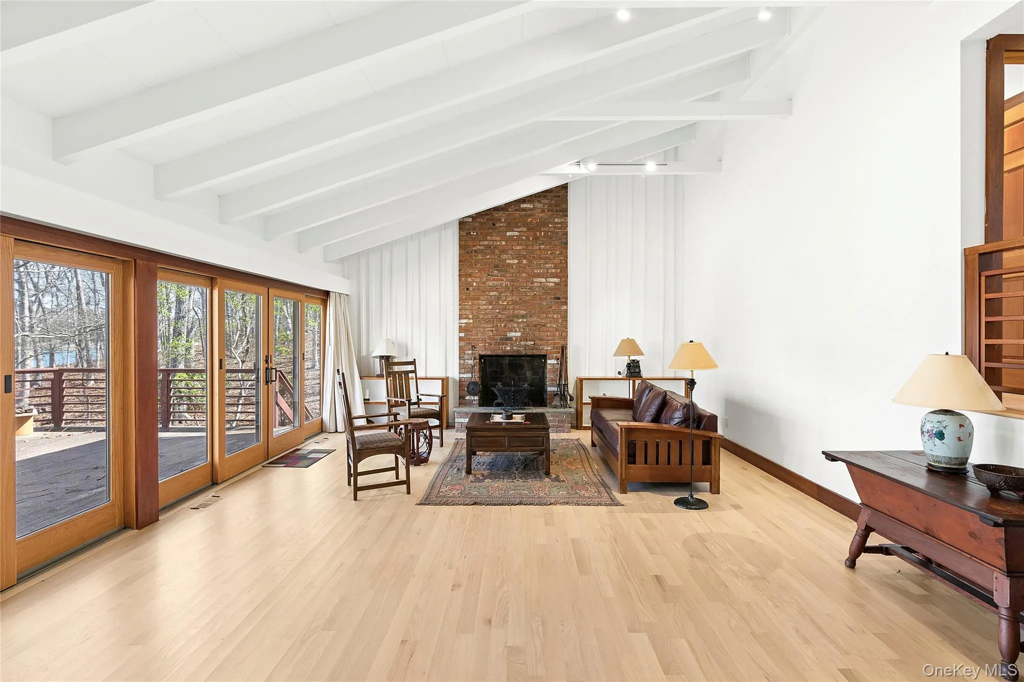89 Isle Of Wight Road, East Hampton, NY, 3 Bedrooms Bedrooms, 7 Rooms Rooms,2 BathroomsBathrooms,Residential Lease,For Rent,Isle Of Wight,0,987846 89 Isle Of Wight Road, East Hampton, NY, 3 Bedrooms Bedrooms, 7 Rooms Rooms,2 BathroomsBathrooms,Residential Lease,For Rent,Isle Of Wight,0,987846