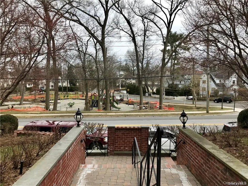 1833 Palmer Avenue, Mamaroneck, NY, 2 Bedrooms Bedrooms, 4 Rooms Rooms,1 BathroomBathrooms,Residential Lease,For Rent,Palmer,0,987852 1833 Palmer Avenue, Mamaroneck, NY, 2 Bedrooms Bedrooms, 4 Rooms Rooms,1 BathroomBathrooms,Residential Lease,For Rent,Palmer,0,987852