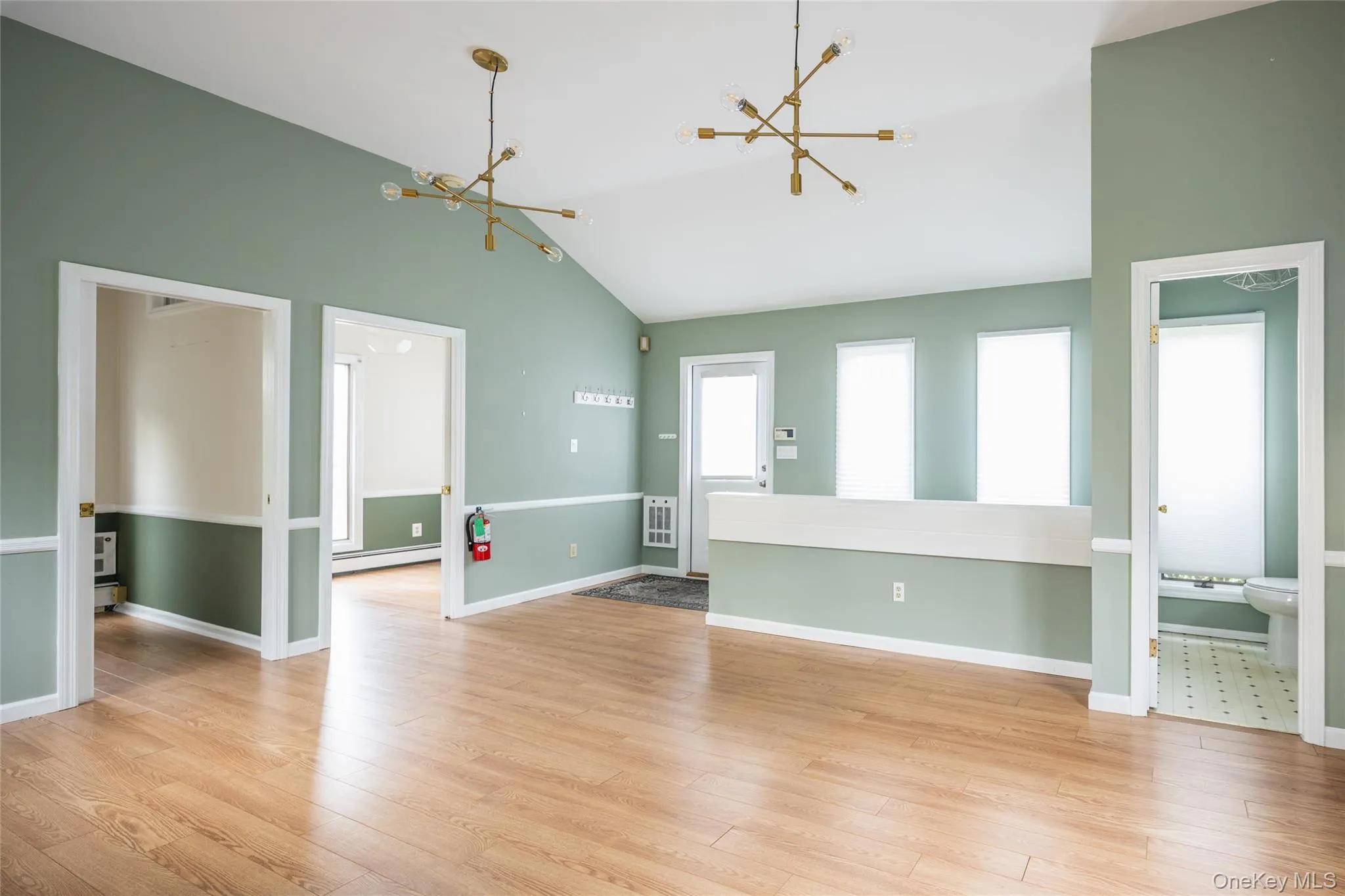 66A Medford Avenue, Brookhaven, NY, ,Commercial Lease,For Rent,Medford,0,987857 66A Medford Avenue, Brookhaven, NY, ,Commercial Lease,For Rent,Medford,0,987857