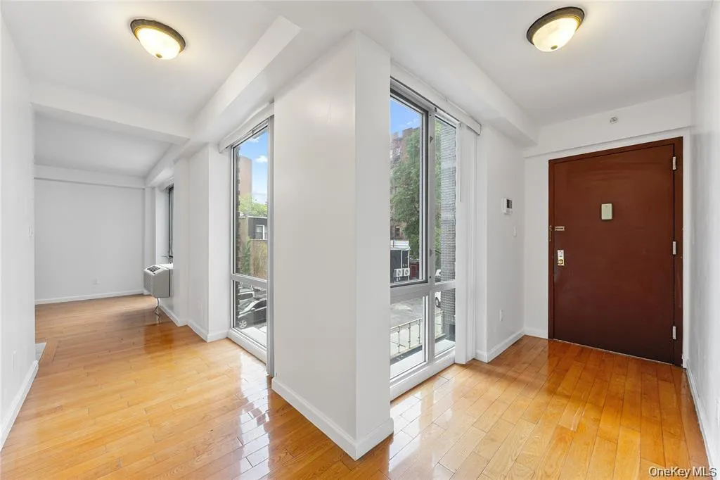 139-30 34th Avenue, New York, NY, 1 Bedroom Bedrooms, 3 Rooms Rooms,1 BathroomBathrooms,Residential,For Rent,34th,0,987866 139-30 34th Avenue, New York, NY, 1 Bedroom Bedrooms, 3 Rooms Rooms,1 BathroomBathrooms,Residential,For Rent,34th,0,987866