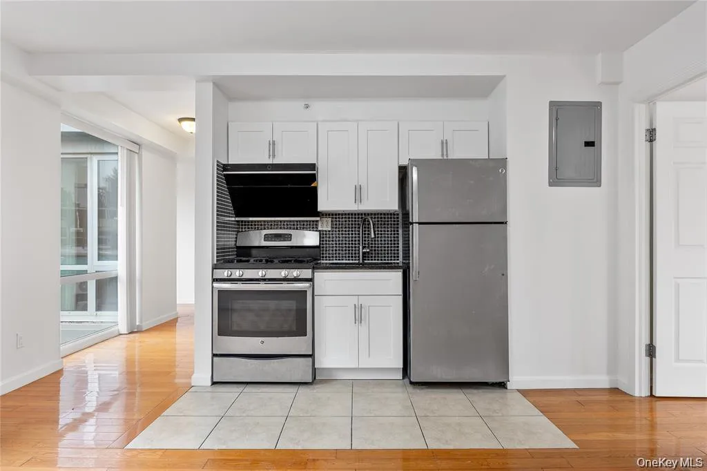 139-30 34th Avenue, New York, NY, 1 Bedroom Bedrooms, 3 Rooms Rooms,1 BathroomBathrooms,Residential,For Rent,34th,0,987866 139-30 34th Avenue, New York, NY, 1 Bedroom Bedrooms, 3 Rooms Rooms,1 BathroomBathrooms,Residential,For Rent,34th,0,987866