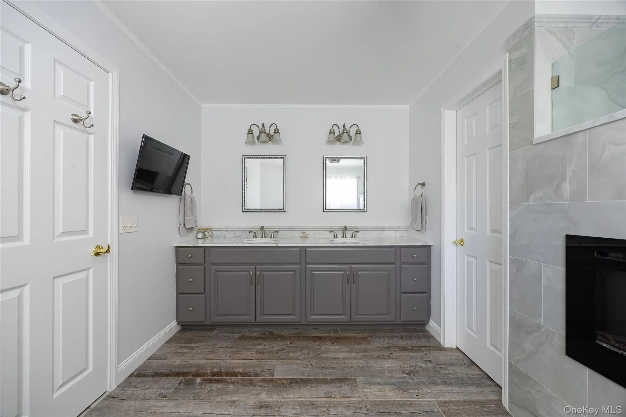 25 Evergreen Avenue, Poughkeepsie (town), NY, 4 Bedrooms Bedrooms, 19 Rooms Rooms,4 BathroomsBathrooms,Residential,For Rent,Evergreen,0,987871 25 Evergreen Avenue, Poughkeepsie (town), NY, 4 Bedrooms Bedrooms, 19 Rooms Rooms,4 BathroomsBathrooms,Residential,For Rent,Evergreen,0,987871