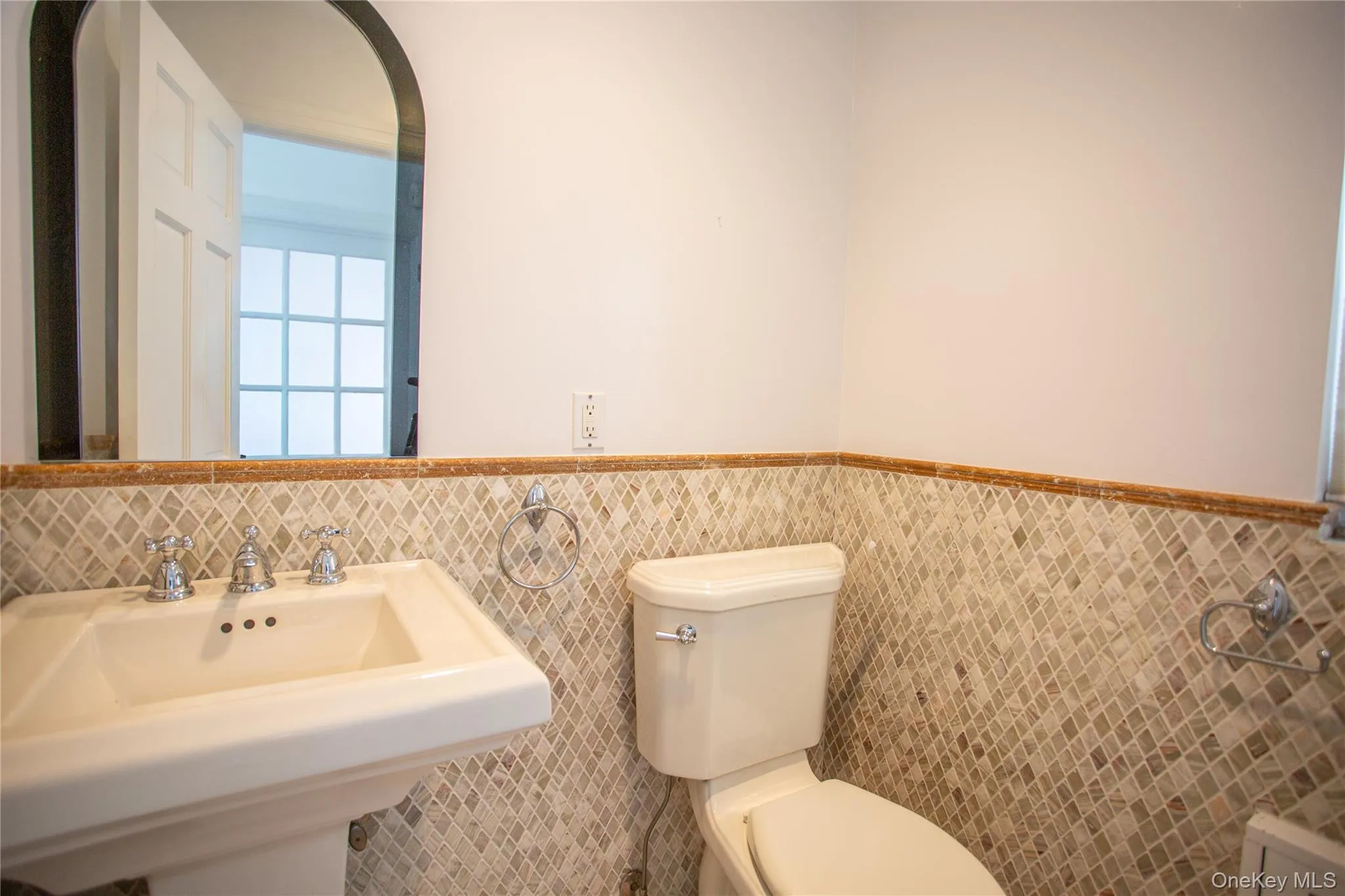 540 Chester Street, Long Beach, NY, 3 Bedrooms Bedrooms, 7 Rooms Rooms,1 BathroomBathrooms,Residential Lease,For Rent,Chester,0,987877 540 Chester Street, Long Beach, NY, 3 Bedrooms Bedrooms, 7 Rooms Rooms,1 BathroomBathrooms,Residential Lease,For Rent,Chester,0,987877