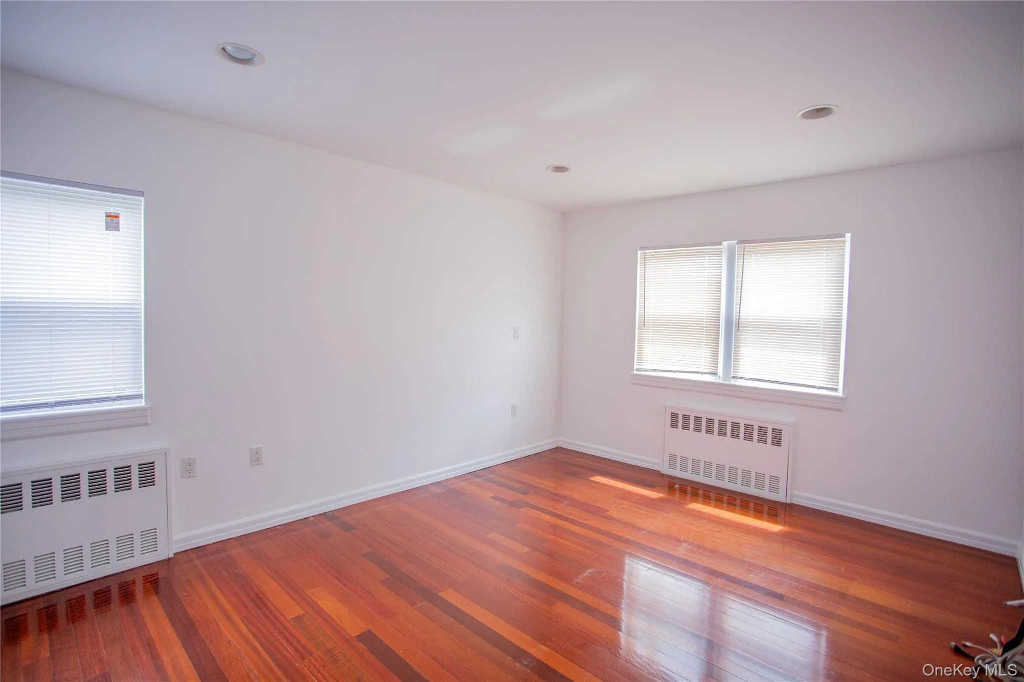 540 Chester Street, Long Beach, NY, 3 Bedrooms Bedrooms, 7 Rooms Rooms,1 BathroomBathrooms,Residential Lease,For Rent,Chester,0,987877 540 Chester Street, Long Beach, NY, 3 Bedrooms Bedrooms, 7 Rooms Rooms,1 BathroomBathrooms,Residential Lease,For Rent,Chester,0,987877