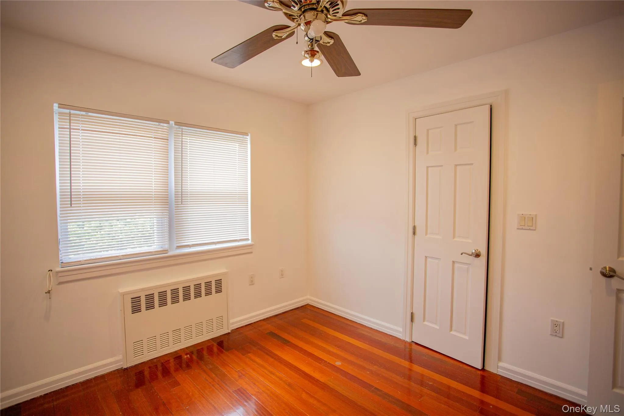 540 Chester Street, Long Beach, NY, 3 Bedrooms Bedrooms, 7 Rooms Rooms,1 BathroomBathrooms,Residential Lease,For Rent,Chester,0,987877 540 Chester Street, Long Beach, NY, 3 Bedrooms Bedrooms, 7 Rooms Rooms,1 BathroomBathrooms,Residential Lease,For Rent,Chester,0,987877