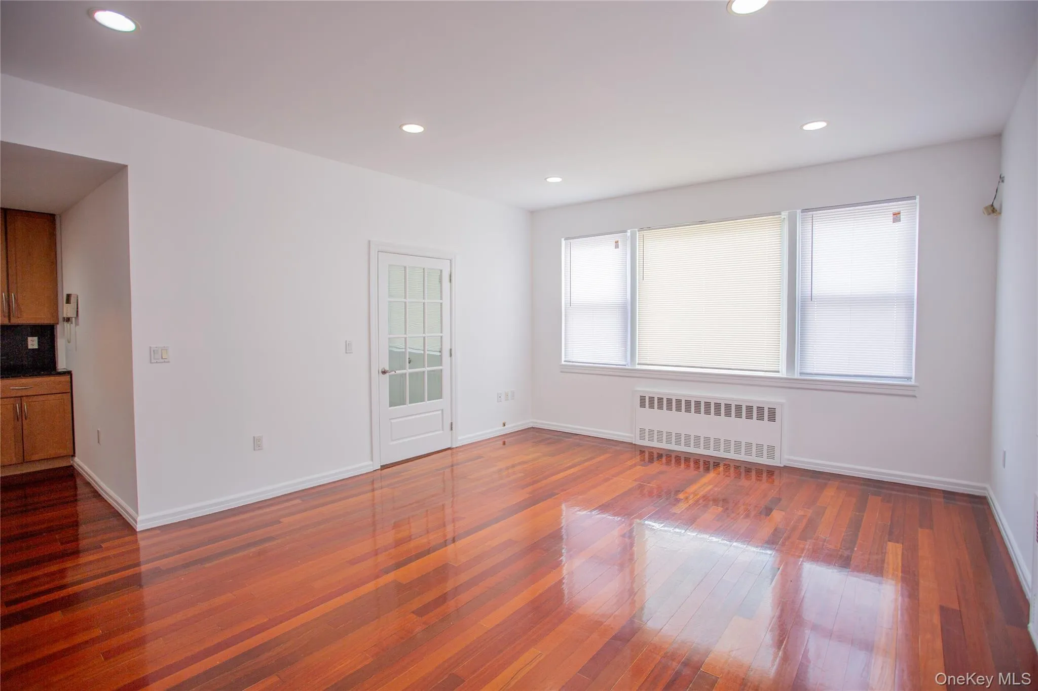 540 Chester Street, Long Beach, NY, 3 Bedrooms Bedrooms, 7 Rooms Rooms,1 BathroomBathrooms,Residential Lease,For Rent,Chester,0,987877 540 Chester Street, Long Beach, NY, 3 Bedrooms Bedrooms, 7 Rooms Rooms,1 BathroomBathrooms,Residential Lease,For Rent,Chester,0,987877