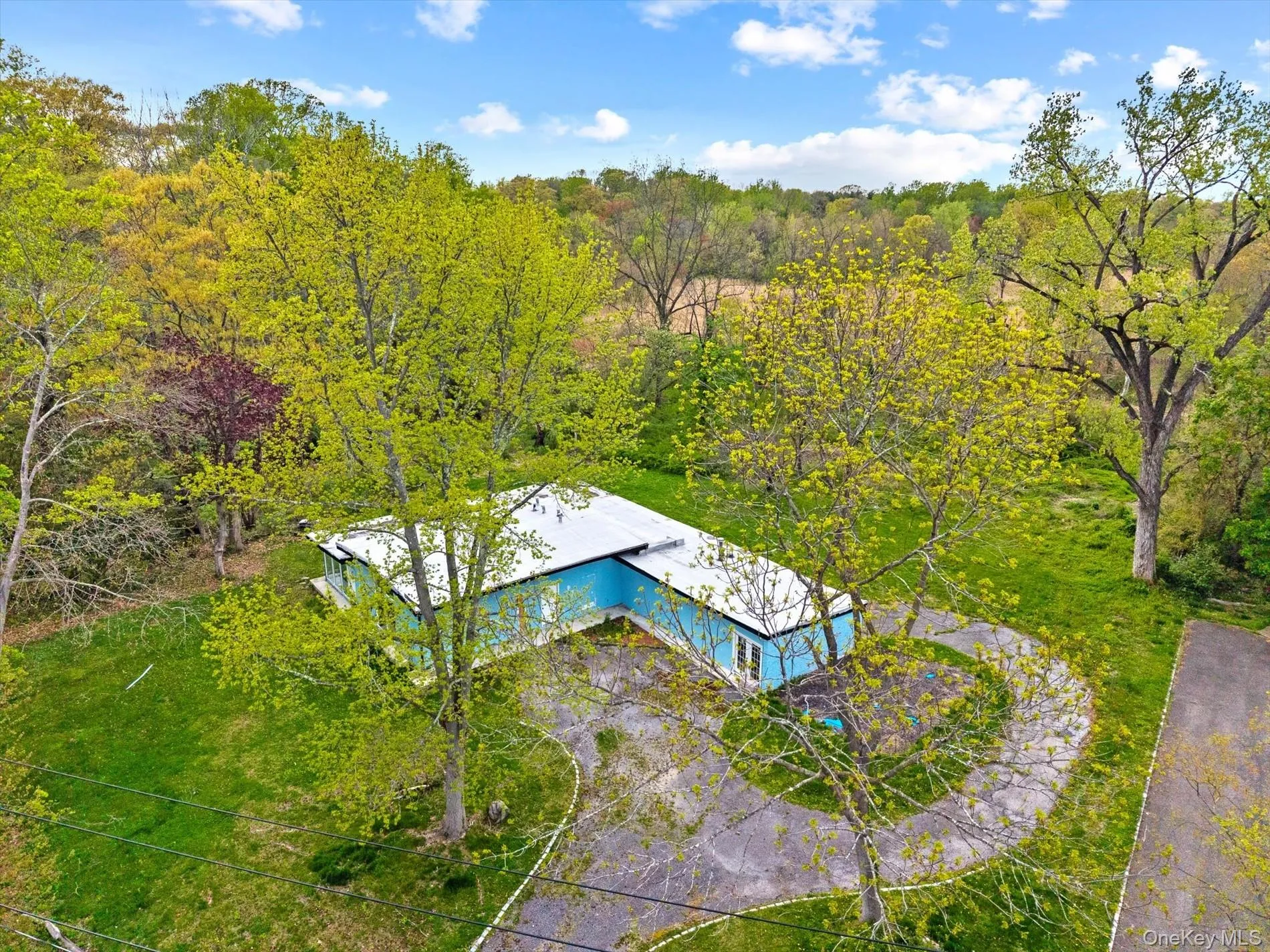 107 Wildwood Road, North Hempstead, NY, 4 Bedrooms Bedrooms, 8 Rooms Rooms,2 BathroomsBathrooms,Residential,For Rent,Wildwood,0,987886 107 Wildwood Road, North Hempstead, NY, 4 Bedrooms Bedrooms, 8 Rooms Rooms,2 BathroomsBathrooms,Residential,For Rent,Wildwood,0,987886