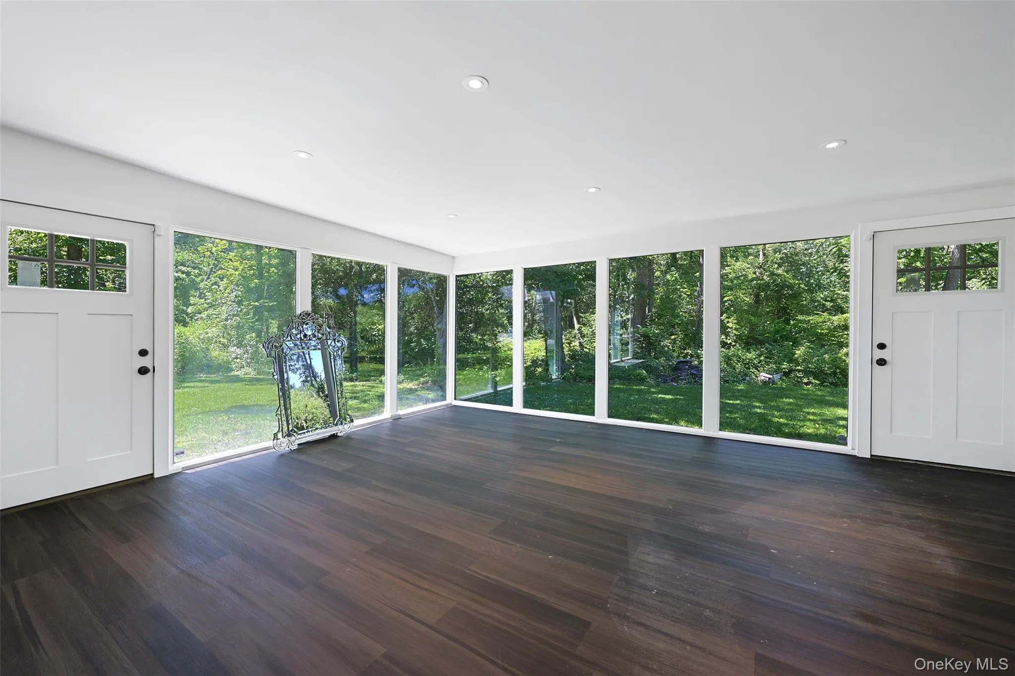107 Wildwood Road, North Hempstead, NY, 4 Bedrooms Bedrooms, 8 Rooms Rooms,2 BathroomsBathrooms,Residential,For Rent,Wildwood,0,987886 107 Wildwood Road, North Hempstead, NY, 4 Bedrooms Bedrooms, 8 Rooms Rooms,2 BathroomsBathrooms,Residential,For Rent,Wildwood,0,987886