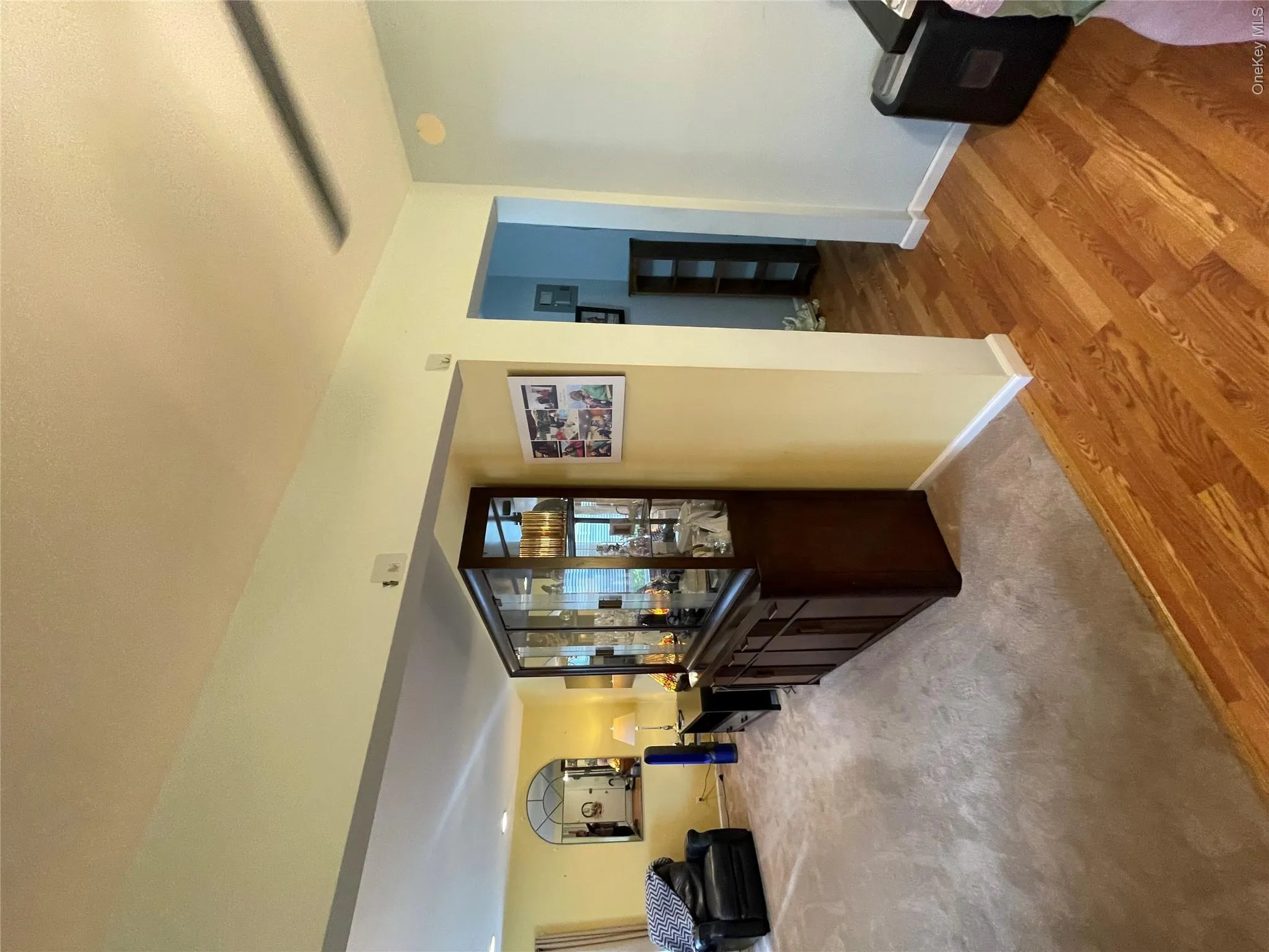 Easy living all on one level in this garden-style unit. Easy living all on one level in this garden-style unit.