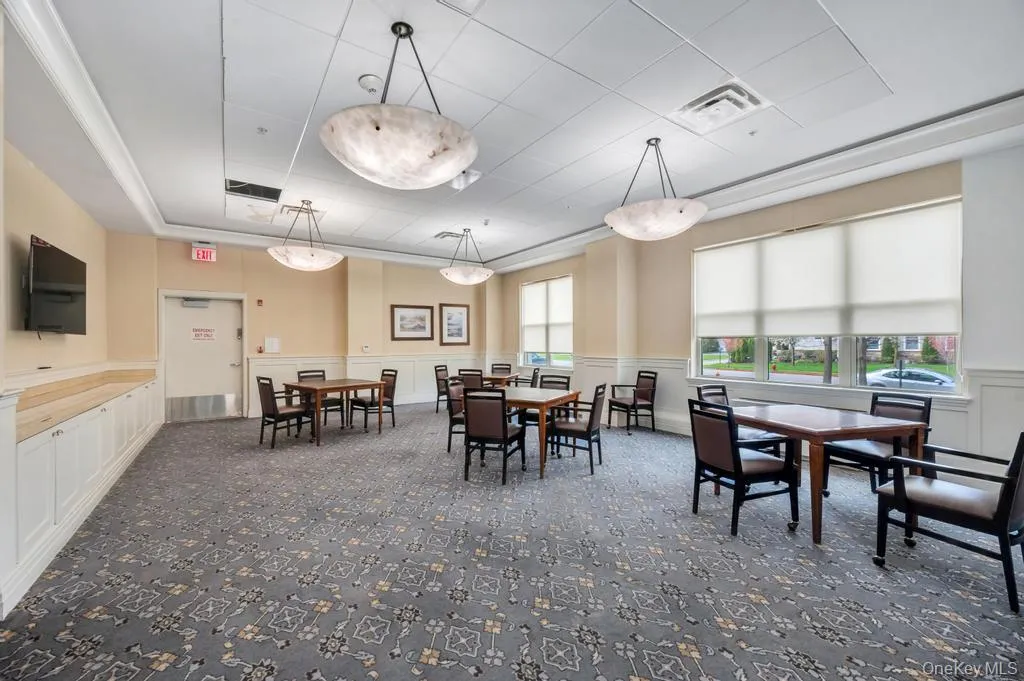 300 Overlook, North Hempstead, NY, 1 Bedroom Bedrooms, 4 Rooms Rooms,1 BathroomBathrooms,Residential Lease,For Rent,Overlook,0,987891 300 Overlook, North Hempstead, NY, 1 Bedroom Bedrooms, 4 Rooms Rooms,1 BathroomBathrooms,Residential Lease,For Rent,Overlook,0,987891