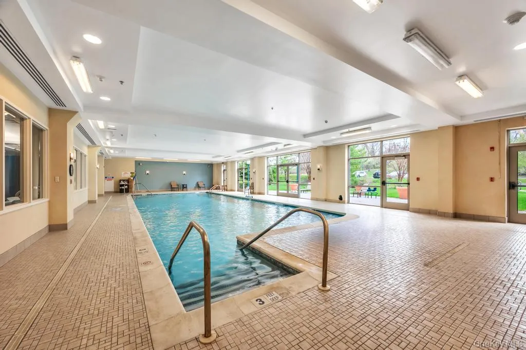 300 Overlook, North Hempstead, NY, 1 Bedroom Bedrooms, 4 Rooms Rooms,1 BathroomBathrooms,Residential Lease,For Rent,Overlook,0,987891 300 Overlook, North Hempstead, NY, 1 Bedroom Bedrooms, 4 Rooms Rooms,1 BathroomBathrooms,Residential Lease,For Rent,Overlook,0,987891