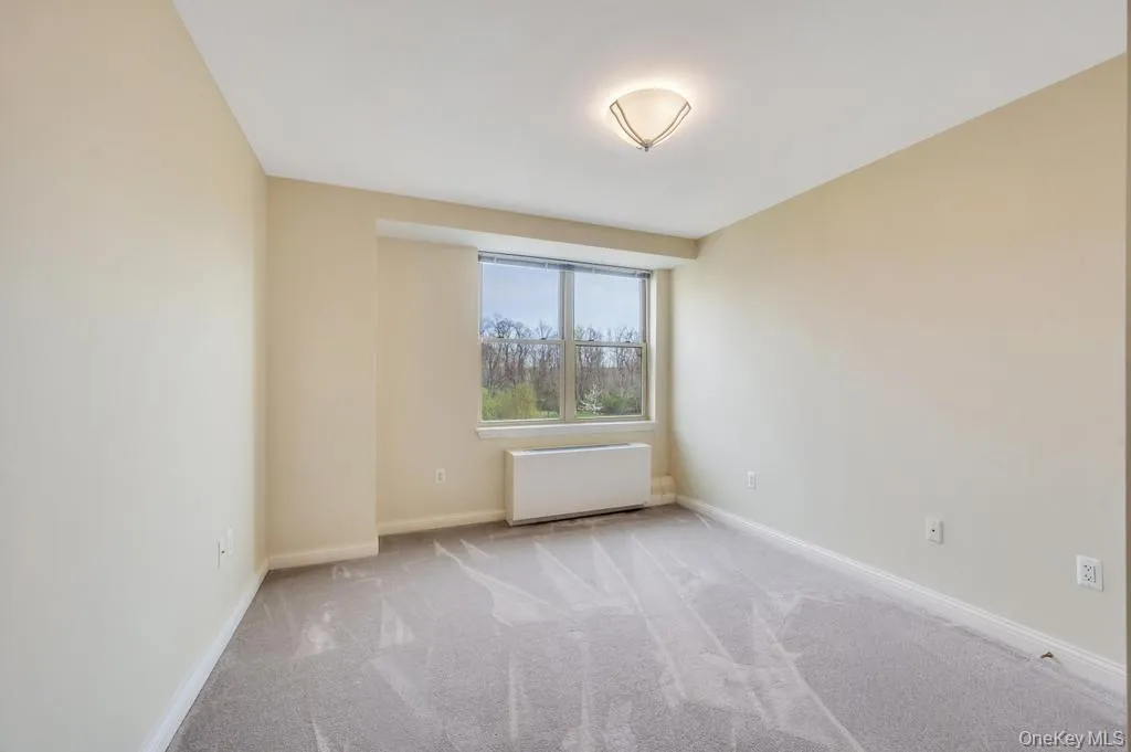 300 Overlook, North Hempstead, NY, 1 Bedroom Bedrooms, 4 Rooms Rooms,1 BathroomBathrooms,Residential Lease,For Rent,Overlook,0,987891 300 Overlook, North Hempstead, NY, 1 Bedroom Bedrooms, 4 Rooms Rooms,1 BathroomBathrooms,Residential Lease,For Rent,Overlook,0,987891