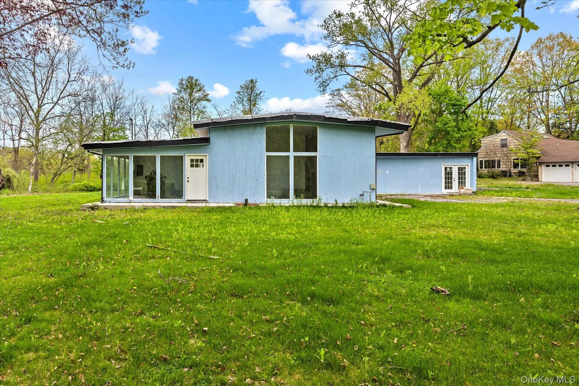 107A Wildwood Road, North Hempstead, NY, 4 Bedrooms Bedrooms, 8 Rooms Rooms,2 BathroomsBathrooms,Residential,For Rent,Wildwood,0,987911 107A Wildwood Road, North Hempstead, NY, 4 Bedrooms Bedrooms, 8 Rooms Rooms,2 BathroomsBathrooms,Residential,For Rent,Wildwood,0,987911