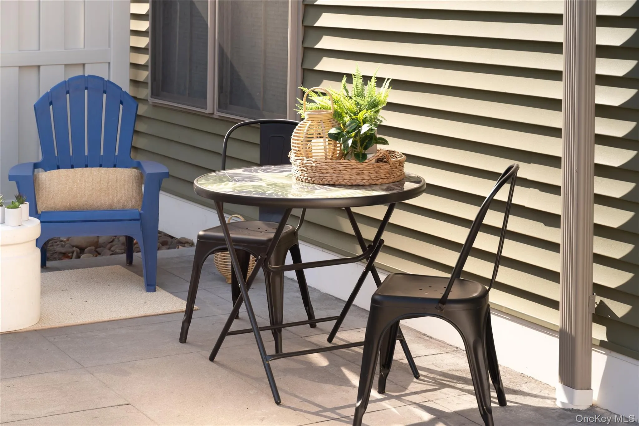 Private outdoor living space Private outdoor living space