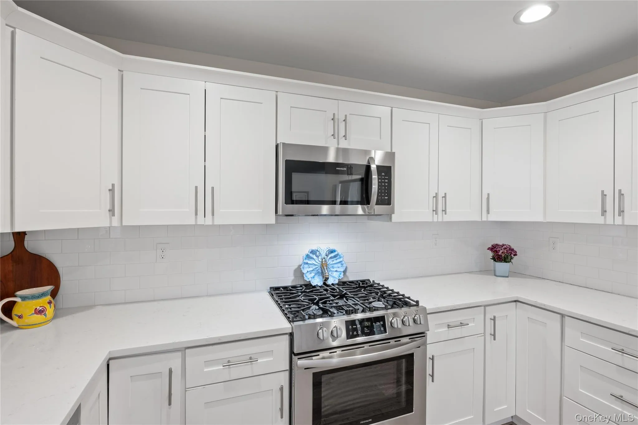 3 Clear Creek Court, Huntington, NY, 3 Bedrooms Bedrooms, 6 Rooms Rooms,2 BathroomsBathrooms,Residential,For Rent,Clear Creek,0,987923 3 Clear Creek Court, Huntington, NY, 3 Bedrooms Bedrooms, 6 Rooms Rooms,2 BathroomsBathrooms,Residential,For Rent,Clear Creek,0,987923