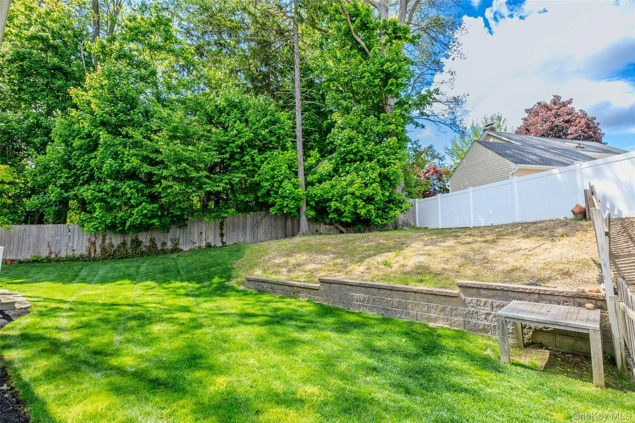 3 Clear Creek Court, Huntington, NY, 3 Bedrooms Bedrooms, 6 Rooms Rooms,2 BathroomsBathrooms,Residential,For Rent,Clear Creek,0,987923 3 Clear Creek Court, Huntington, NY, 3 Bedrooms Bedrooms, 6 Rooms Rooms,2 BathroomsBathrooms,Residential,For Rent,Clear Creek,0,987923