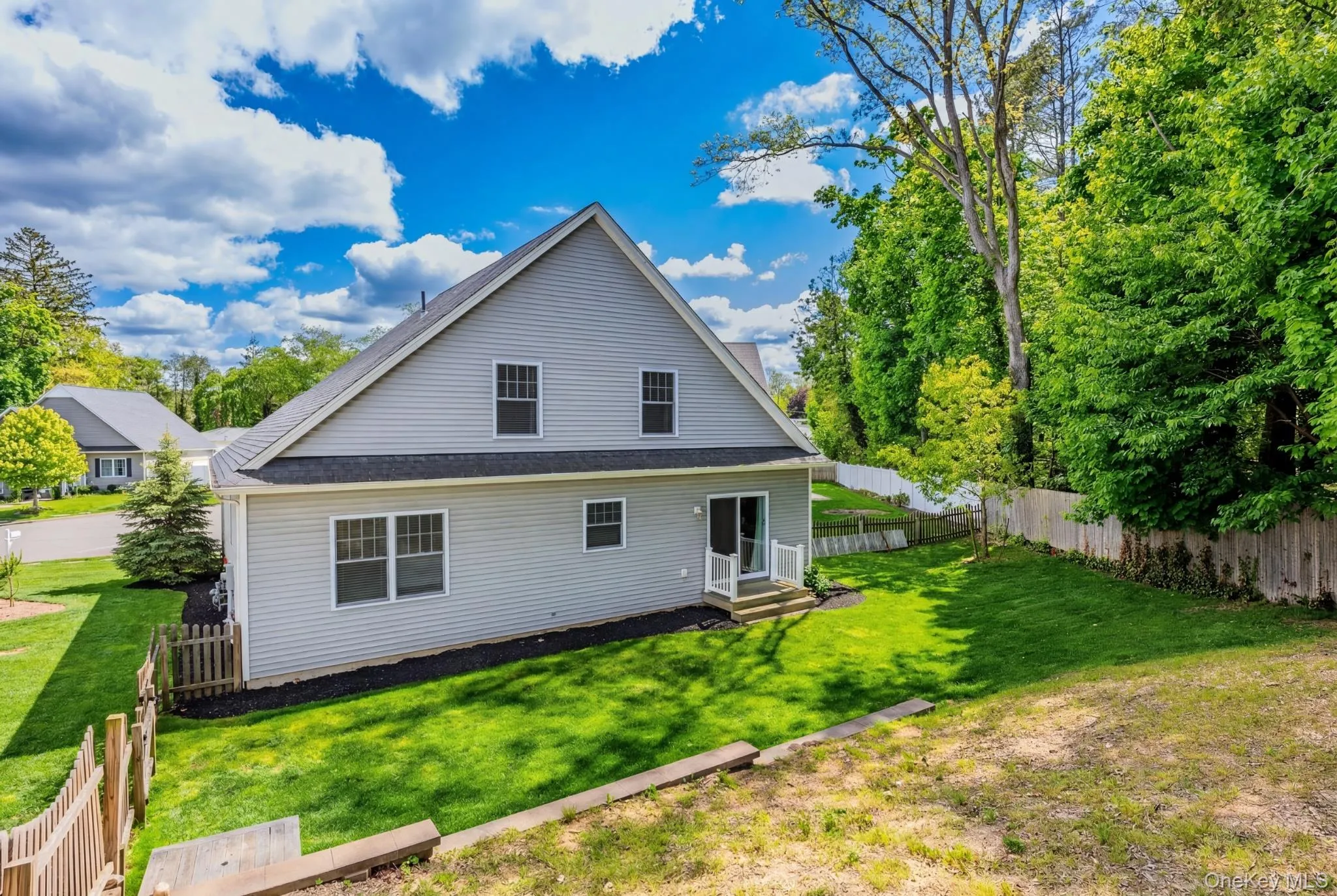 3 Clear Creek Court, Huntington, NY, 3 Bedrooms Bedrooms, 6 Rooms Rooms,2 BathroomsBathrooms,Residential,For Rent,Clear Creek,0,987923 3 Clear Creek Court, Huntington, NY, 3 Bedrooms Bedrooms, 6 Rooms Rooms,2 BathroomsBathrooms,Residential,For Rent,Clear Creek,0,987923