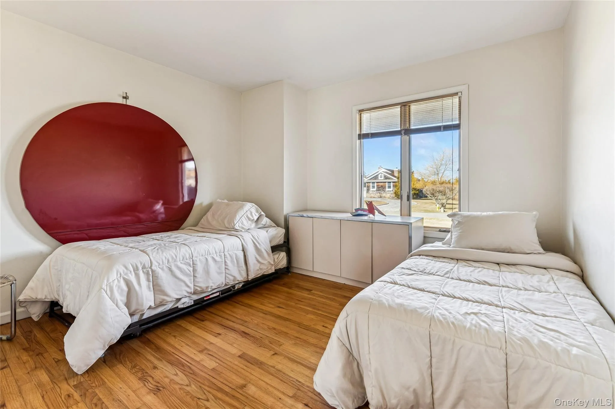 22 Meadow Lane, Southampton, NY, 4 Bedrooms Bedrooms, 8 Rooms Rooms,4 BathroomsBathrooms,Residential Lease,For Rent,Meadow,0,987943 22 Meadow Lane, Southampton, NY, 4 Bedrooms Bedrooms, 8 Rooms Rooms,4 BathroomsBathrooms,Residential Lease,For Rent,Meadow,0,987943