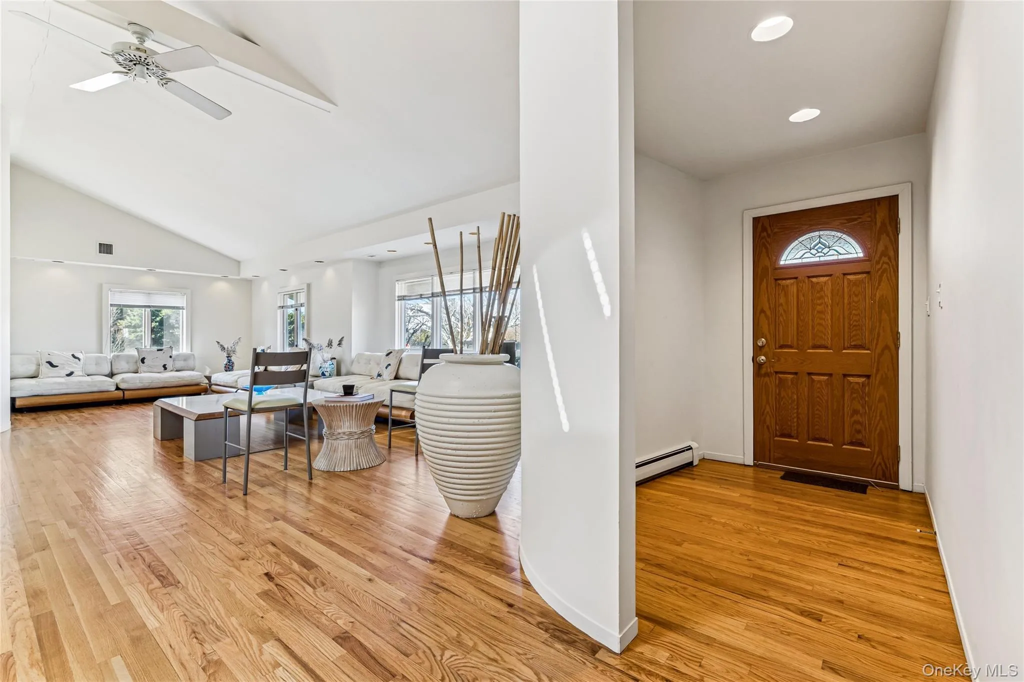 22 Meadow Lane, Southampton, NY, 4 Bedrooms Bedrooms, 8 Rooms Rooms,4 BathroomsBathrooms,Residential Lease,For Rent,Meadow,0,987943 22 Meadow Lane, Southampton, NY, 4 Bedrooms Bedrooms, 8 Rooms Rooms,4 BathroomsBathrooms,Residential Lease,For Rent,Meadow,0,987943
