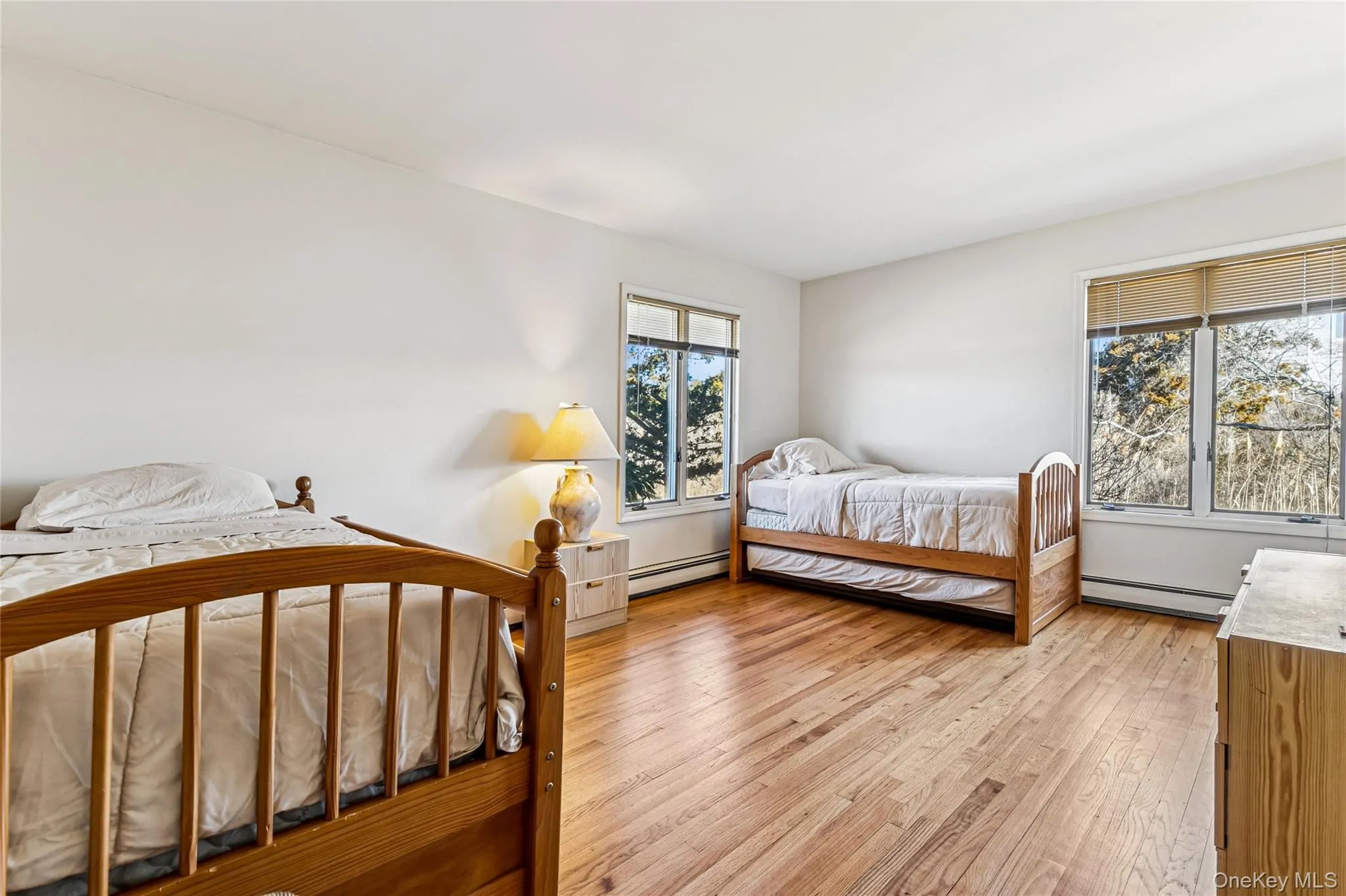 22 Meadow Lane, Southampton, NY, 4 Bedrooms Bedrooms, 8 Rooms Rooms,4 BathroomsBathrooms,Residential Lease,For Rent,Meadow,0,987943 22 Meadow Lane, Southampton, NY, 4 Bedrooms Bedrooms, 8 Rooms Rooms,4 BathroomsBathrooms,Residential Lease,For Rent,Meadow,0,987943