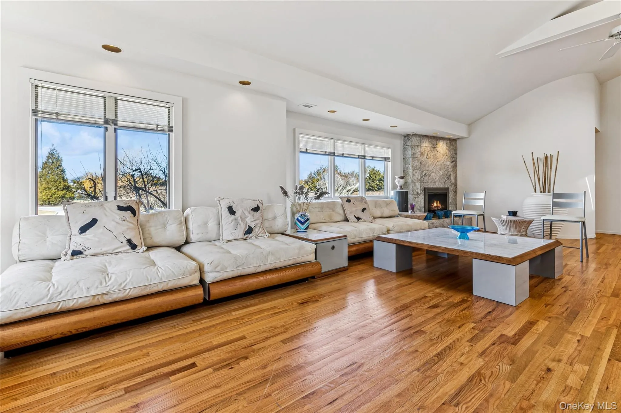 22 Meadow Lane, Southampton, NY, 4 Bedrooms Bedrooms, 8 Rooms Rooms,4 BathroomsBathrooms,Residential Lease,For Rent,Meadow,0,987943 22 Meadow Lane, Southampton, NY, 4 Bedrooms Bedrooms, 8 Rooms Rooms,4 BathroomsBathrooms,Residential Lease,For Rent,Meadow,0,987943