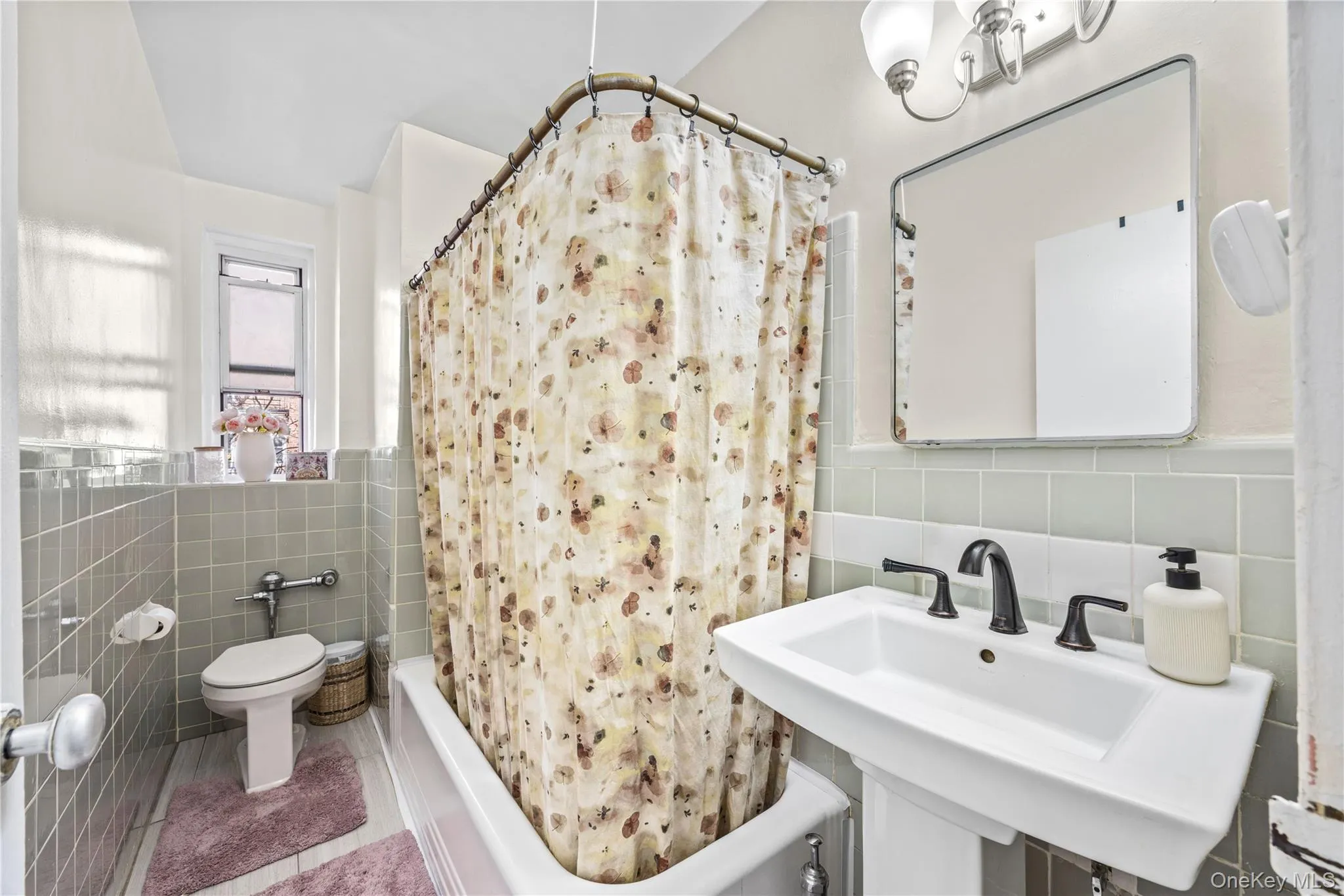 800 Grand Concourse, New York, NY, 1 Bedroom Bedrooms, 4 Rooms Rooms,1 BathroomBathrooms,Residential Sale,For Rent,Grand Concourse,0,987960 800 Grand Concourse, New York, NY, 1 Bedroom Bedrooms, 4 Rooms Rooms,1 BathroomBathrooms,Residential Sale,For Rent,Grand Concourse,0,987960