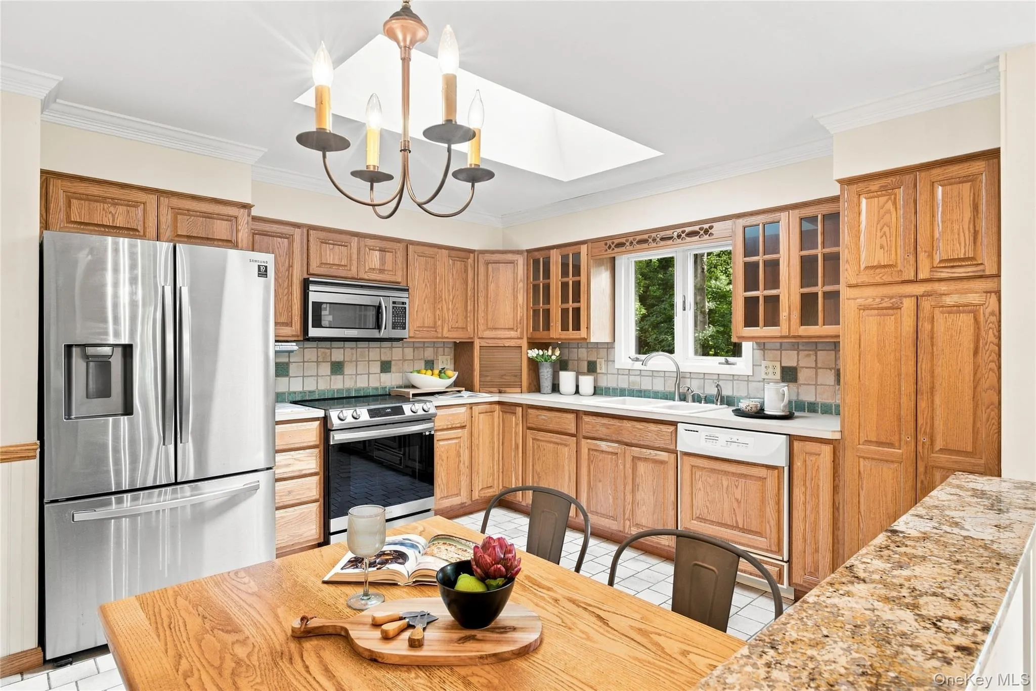 Eat in Kitchen, breakfast nook Eat in Kitchen, breakfast nook