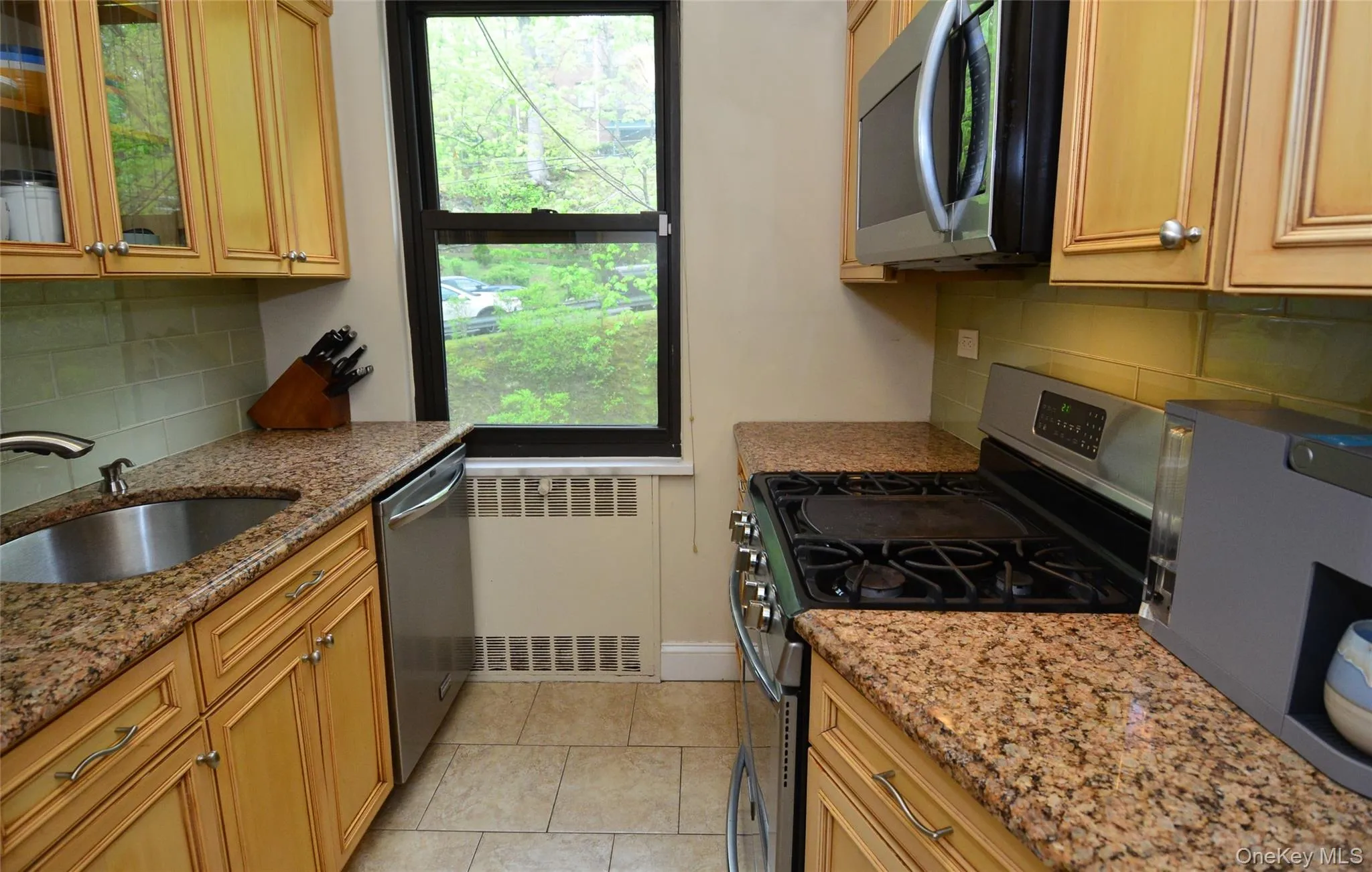 40 Rockledge Road, Greenburgh, NY, 1 Bedroom Bedrooms, 4 Rooms Rooms,1 BathroomBathrooms,Residential,For Rent,Rockledge,0,987972 40 Rockledge Road, Greenburgh, NY, 1 Bedroom Bedrooms, 4 Rooms Rooms,1 BathroomBathrooms,Residential,For Rent,Rockledge,0,987972