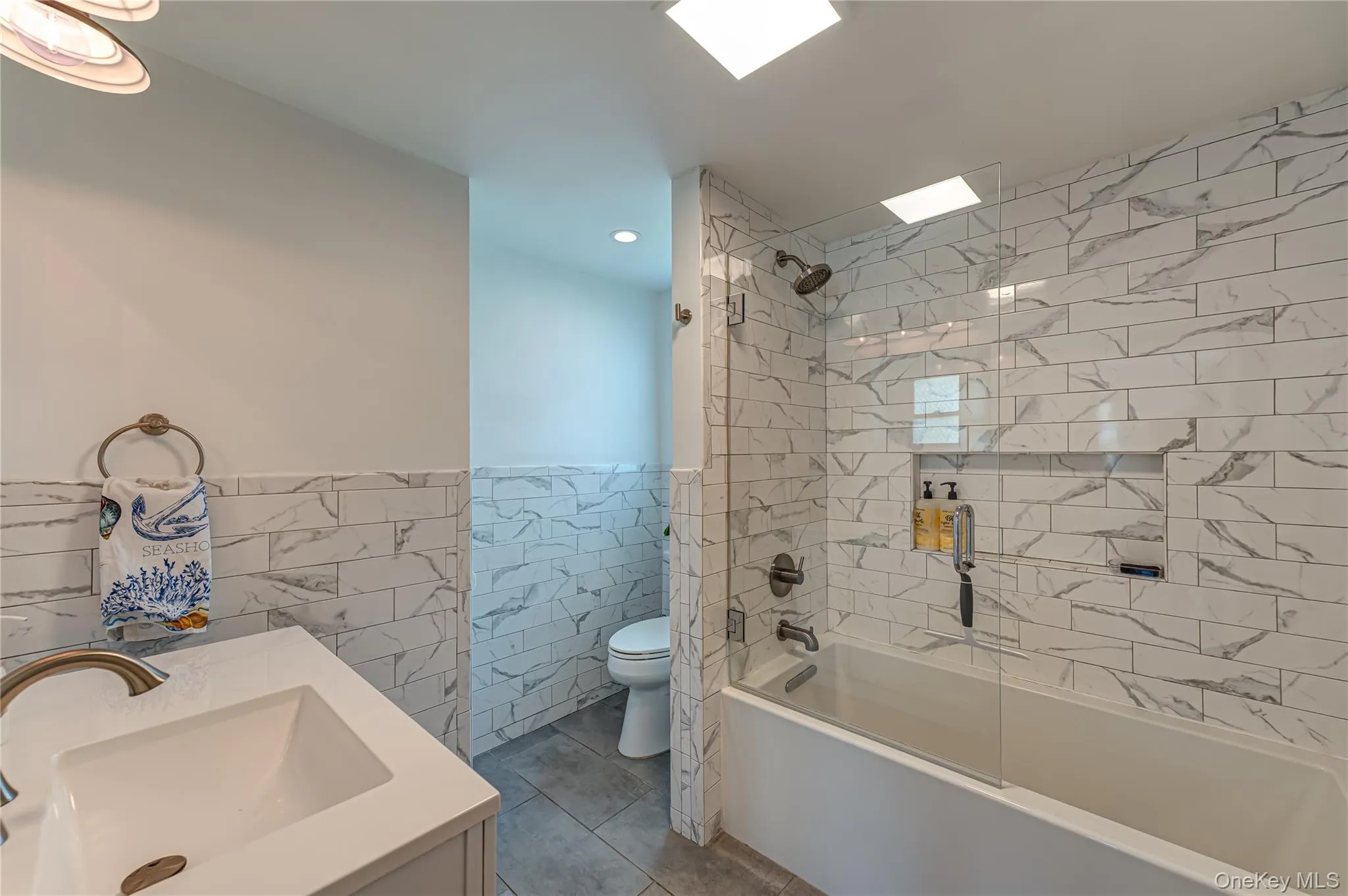6 Longview Drive, Southampton, NY, 2 Bedrooms Bedrooms, 5 Rooms Rooms,1 BathroomBathrooms,Residential,For Rent,Longview,0,987991 6 Longview Drive, Southampton, NY, 2 Bedrooms Bedrooms, 5 Rooms Rooms,1 BathroomBathrooms,Residential,For Rent,Longview,0,987991