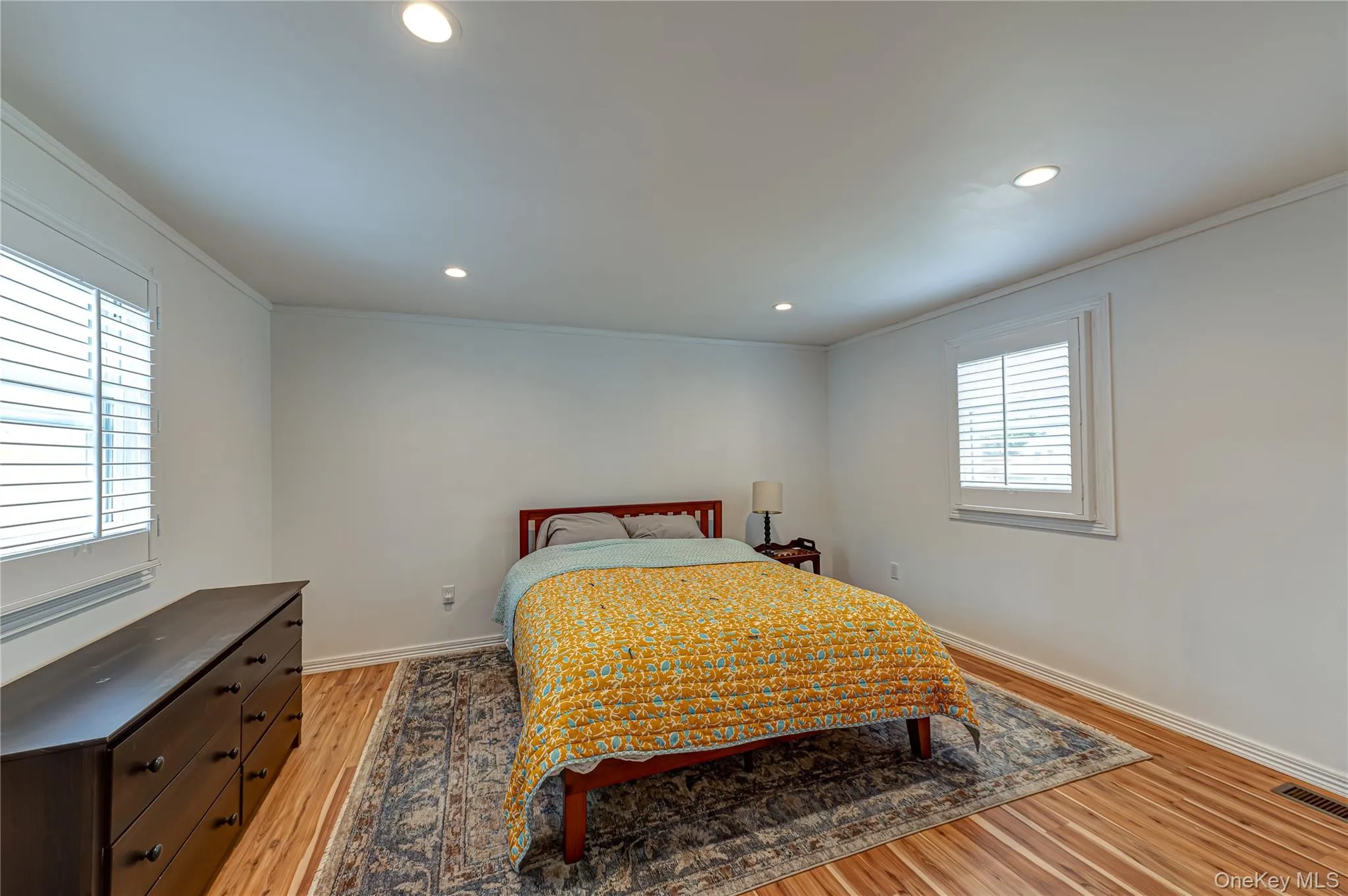 6 Longview Drive, Southampton, NY, 2 Bedrooms Bedrooms, 5 Rooms Rooms,1 BathroomBathrooms,Residential,For Rent,Longview,0,987991 6 Longview Drive, Southampton, NY, 2 Bedrooms Bedrooms, 5 Rooms Rooms,1 BathroomBathrooms,Residential,For Rent,Longview,0,987991