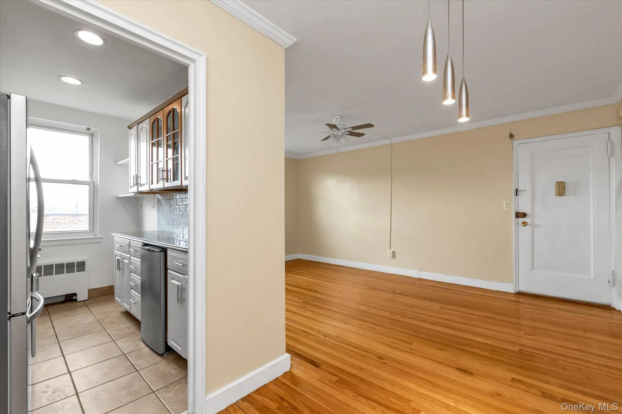 275 Maple Avenue, Hempstead, NY, 2 Bedrooms Bedrooms, 4 Rooms Rooms,1 BathroomBathrooms,Residential Lease,For Rent,Maple,0,987994 275 Maple Avenue, Hempstead, NY, 2 Bedrooms Bedrooms, 4 Rooms Rooms,1 BathroomBathrooms,Residential Lease,For Rent,Maple,0,987994