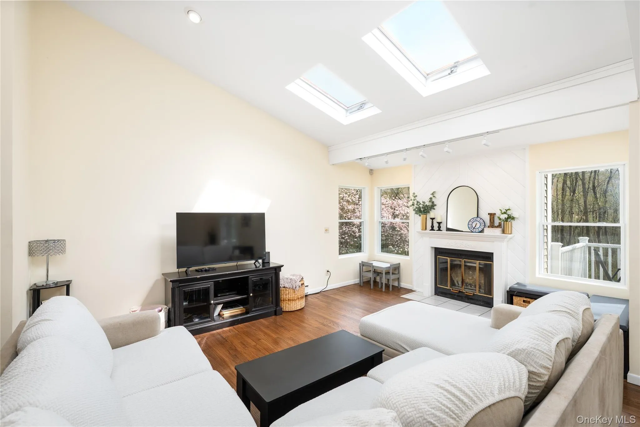 259 Crane Road, Carmel, NY, 3 Bedrooms Bedrooms, 8 Rooms Rooms,3 BathroomsBathrooms,Residential,For Rent,Crane,0,988004 259 Crane Road, Carmel, NY, 3 Bedrooms Bedrooms, 8 Rooms Rooms,3 BathroomsBathrooms,Residential,For Rent,Crane,0,988004