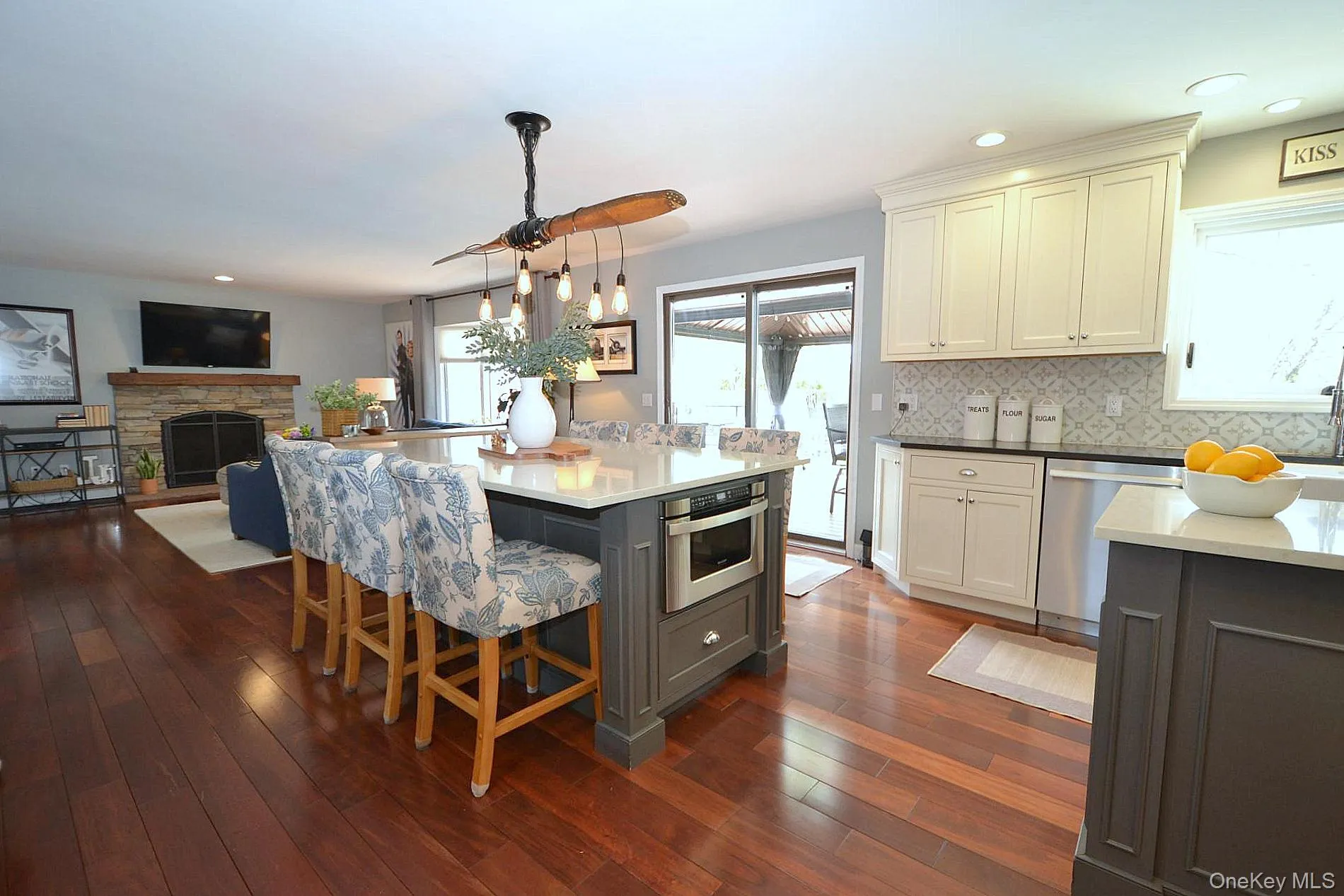 30 Myrtle Lane, Brookhaven, NY, 4 Bedrooms Bedrooms, 11 Rooms Rooms,2 BathroomsBathrooms,Residential,For Rent,Myrtle,0,988007 30 Myrtle Lane, Brookhaven, NY, 4 Bedrooms Bedrooms, 11 Rooms Rooms,2 BathroomsBathrooms,Residential,For Rent,Myrtle,0,988007