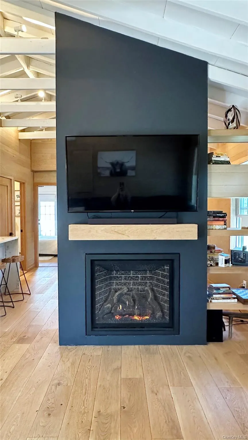 Living room gas fireplace Living room gas fireplace