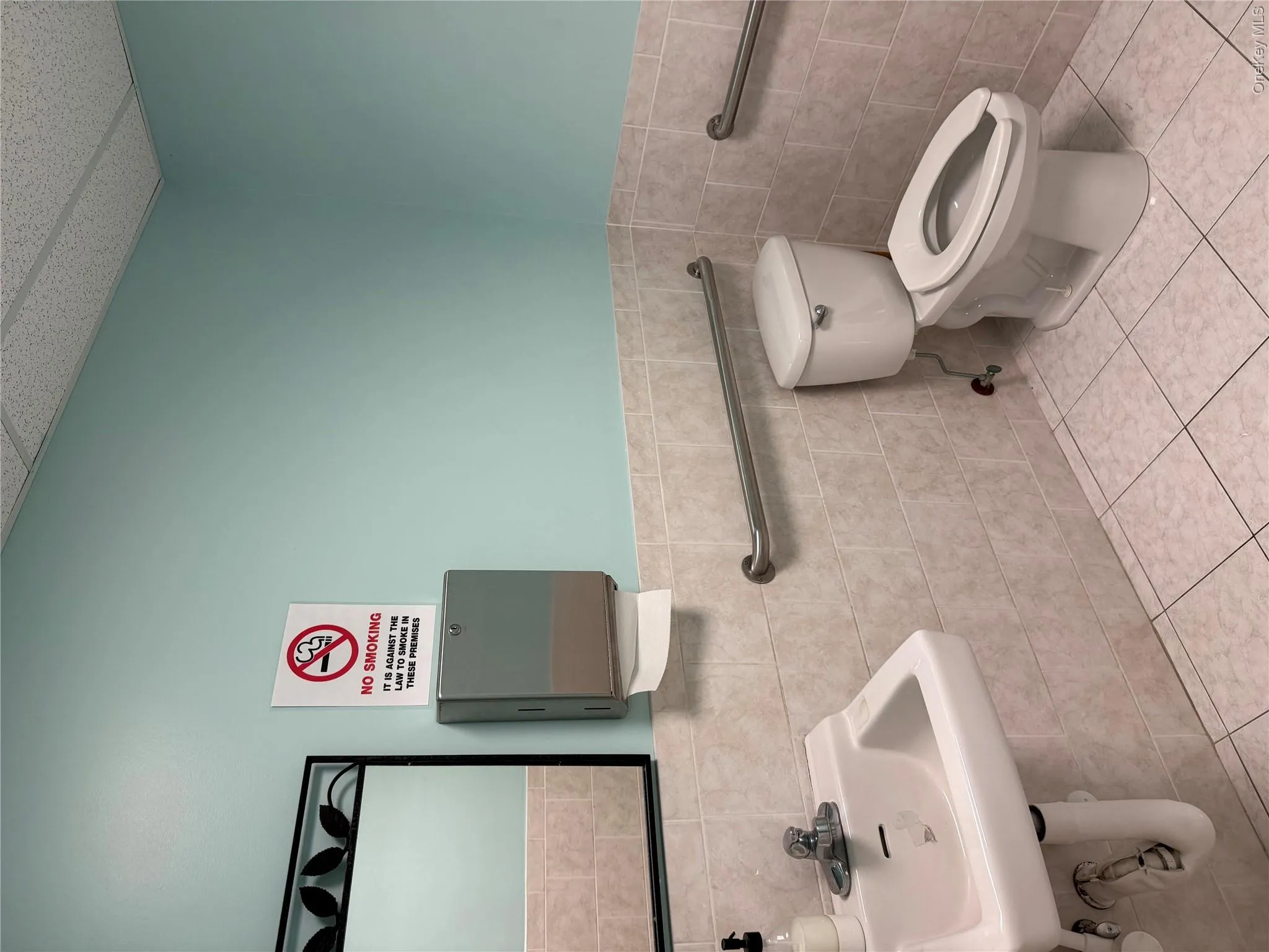 735 Middle country rd, Smithtown, NY, ,Commercial Lease,For Rent,Middle country rd,0,988034 735 Middle country rd, Smithtown, NY, ,Commercial Lease,For Rent,Middle country rd,0,988034