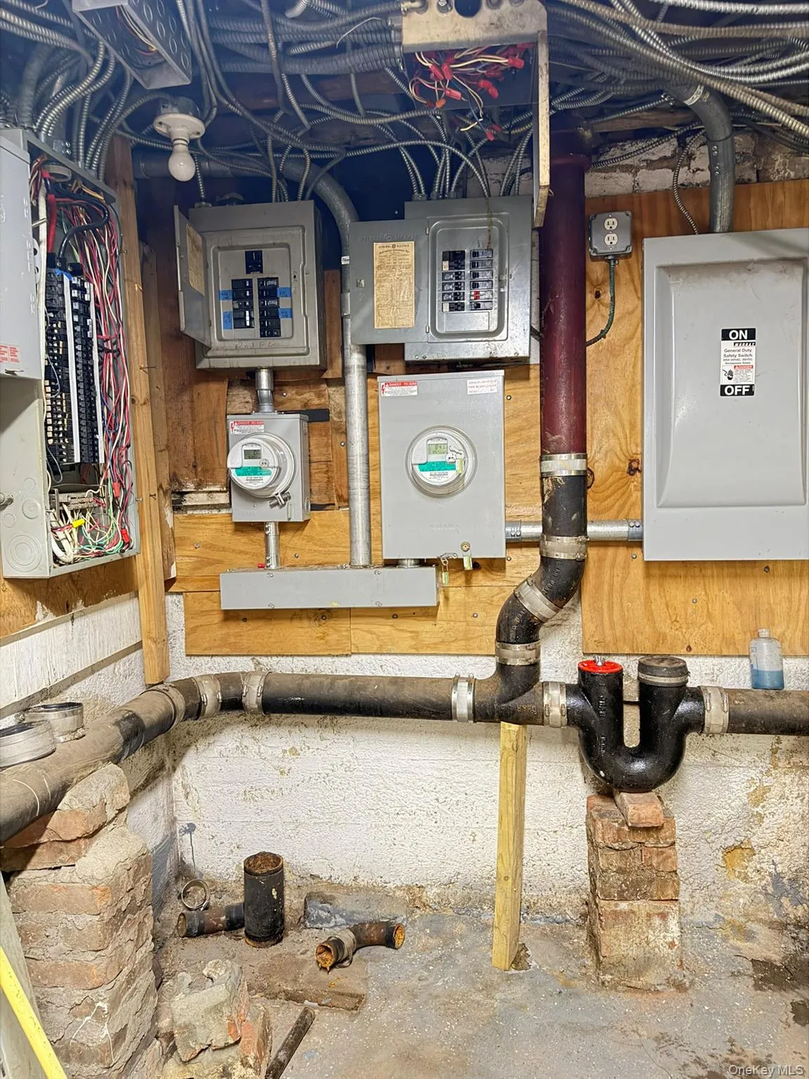 49-04 69th Street, New York, NY, ,Commercial Lease,For Rent,69th,0,988049 49-04 69th Street, New York, NY, ,Commercial Lease,For Rent,69th,0,988049