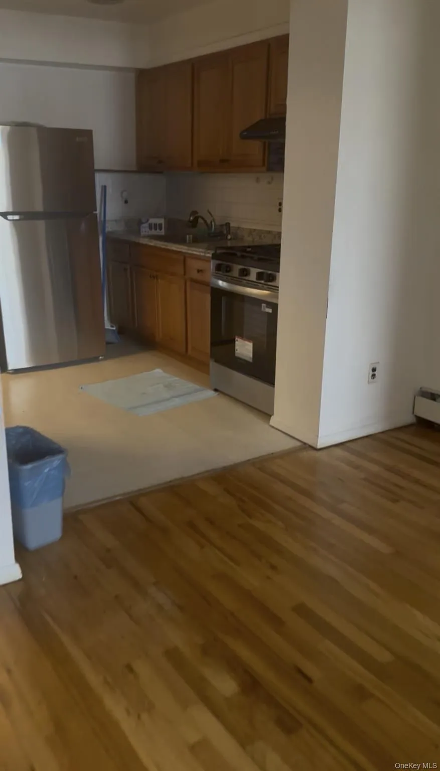 94-28 53 Avenue, New York, NY, 3 Bedrooms Bedrooms, 5 Rooms Rooms,2 BathroomsBathrooms,Residential Lease,For Rent,53,0,988058 94-28 53 Avenue, New York, NY, 3 Bedrooms Bedrooms, 5 Rooms Rooms,2 BathroomsBathrooms,Residential Lease,For Rent,53,0,988058