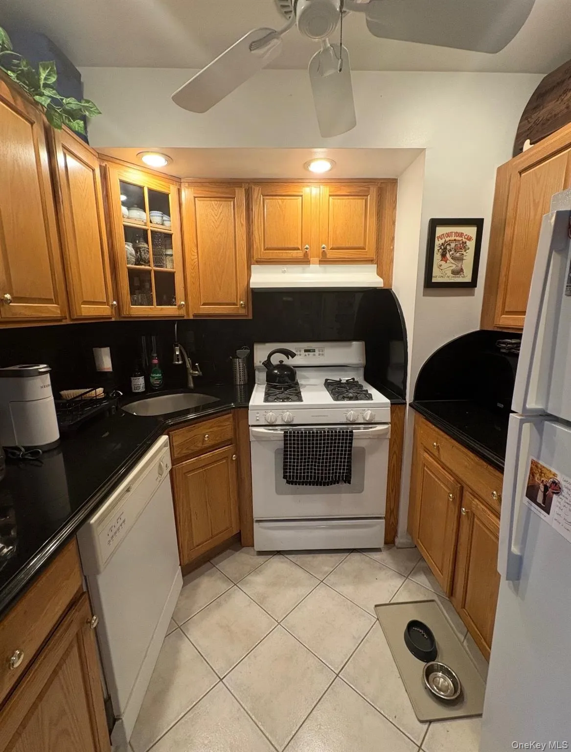 55 Monroe Boulevard, Long Beach, NY, 1 Bedroom Bedrooms, 2 Rooms Rooms,1 BathroomBathrooms,Residential Lease,For Rent,Monroe,0,988065 55 Monroe Boulevard, Long Beach, NY, 1 Bedroom Bedrooms, 2 Rooms Rooms,1 BathroomBathrooms,Residential Lease,For Rent,Monroe,0,988065