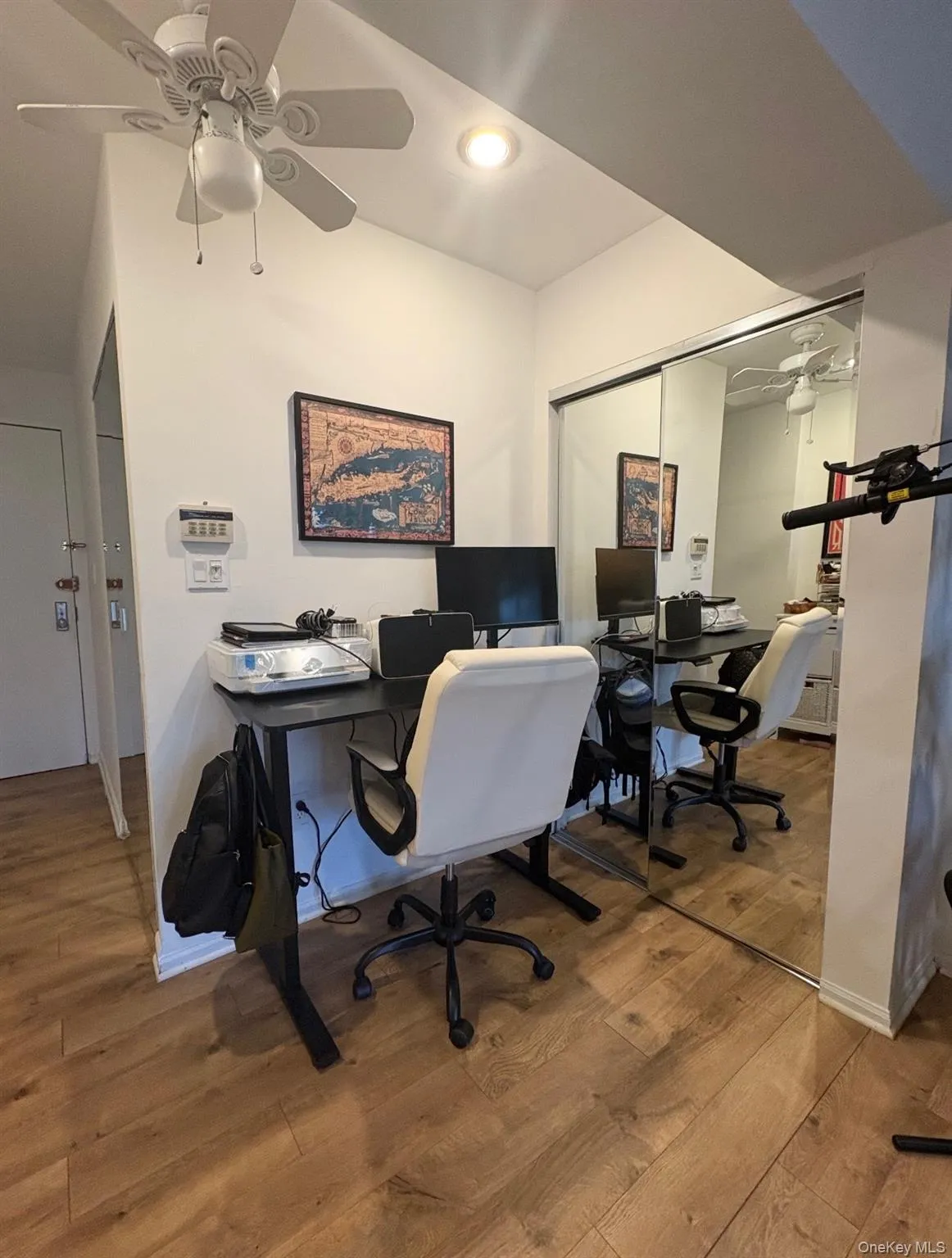 55 Monroe Boulevard, Long Beach, NY, 1 Bedroom Bedrooms, 2 Rooms Rooms,1 BathroomBathrooms,Residential Lease,For Rent,Monroe,0,988065 55 Monroe Boulevard, Long Beach, NY, 1 Bedroom Bedrooms, 2 Rooms Rooms,1 BathroomBathrooms,Residential Lease,For Rent,Monroe,0,988065